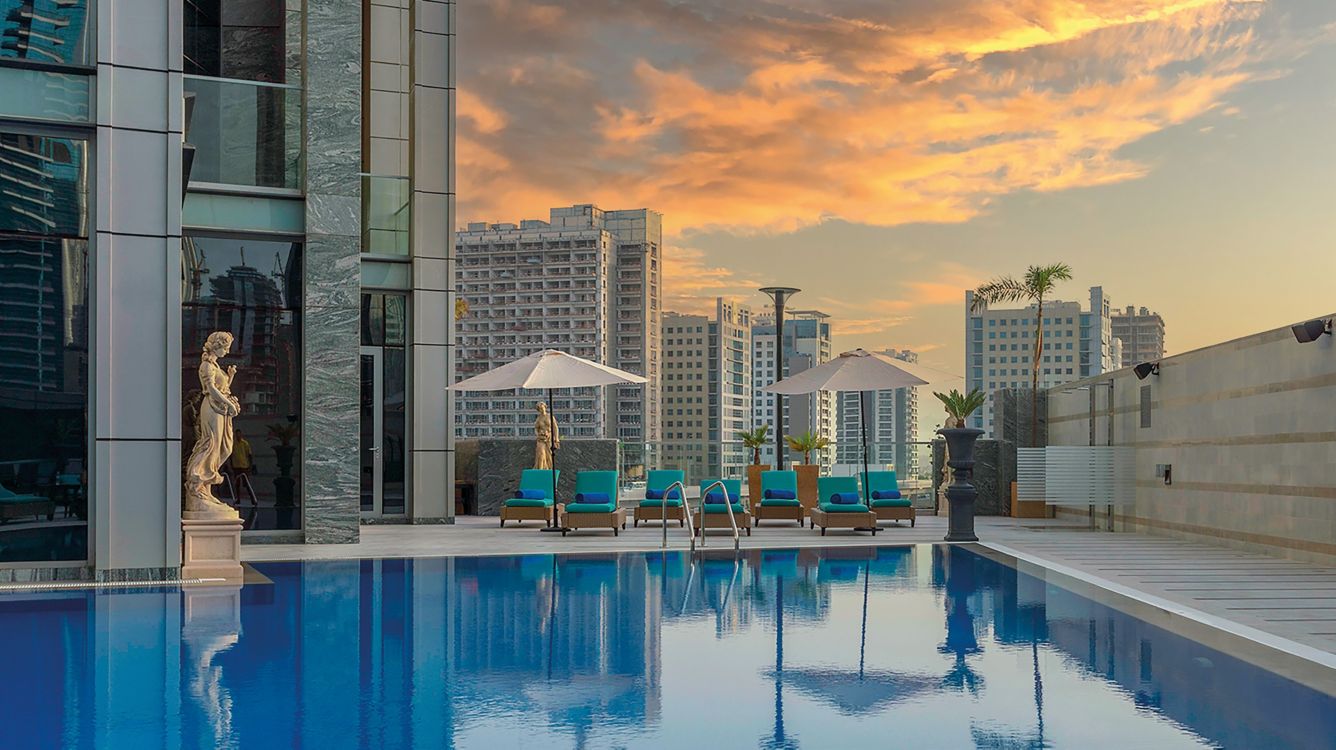 Renaissance Business Bay Dubai Pool Renaissance Business Bay Dubai Pool