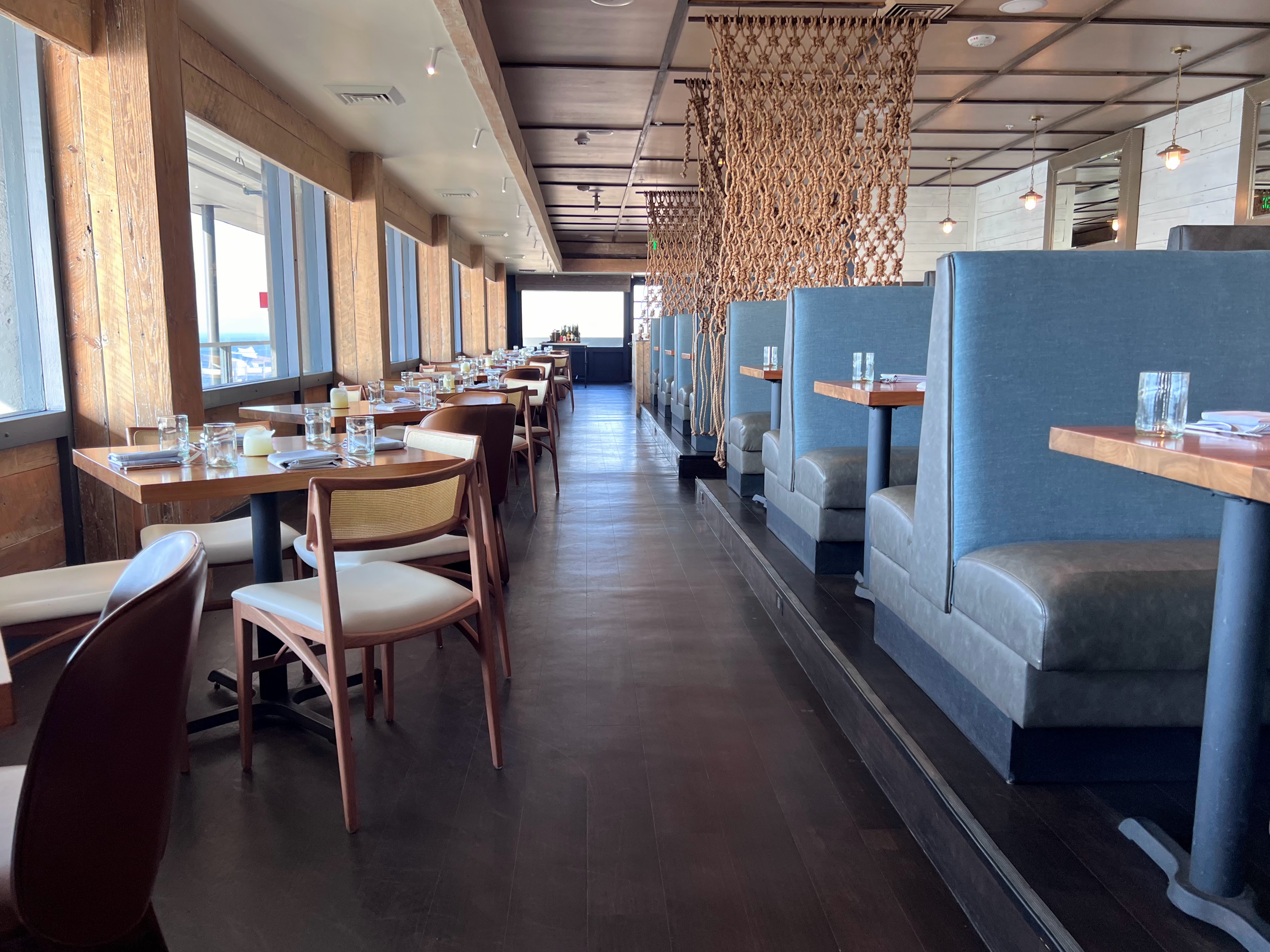 The Lantern Room restaurant at Monterey Beach Hotel The Lantern Room restaurant at Monterey Beach Hotel