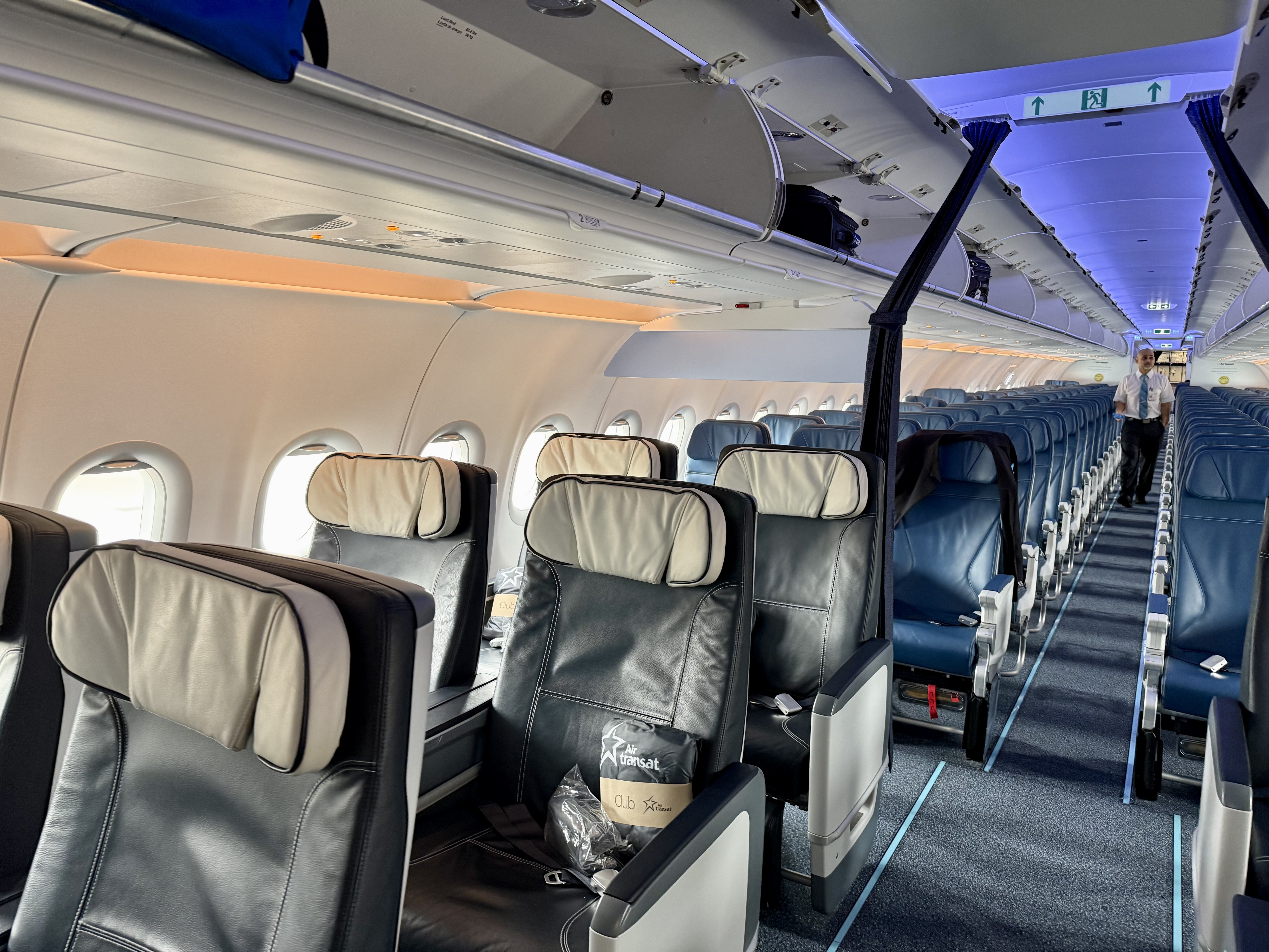 Air Transat Airbus A321neo interior