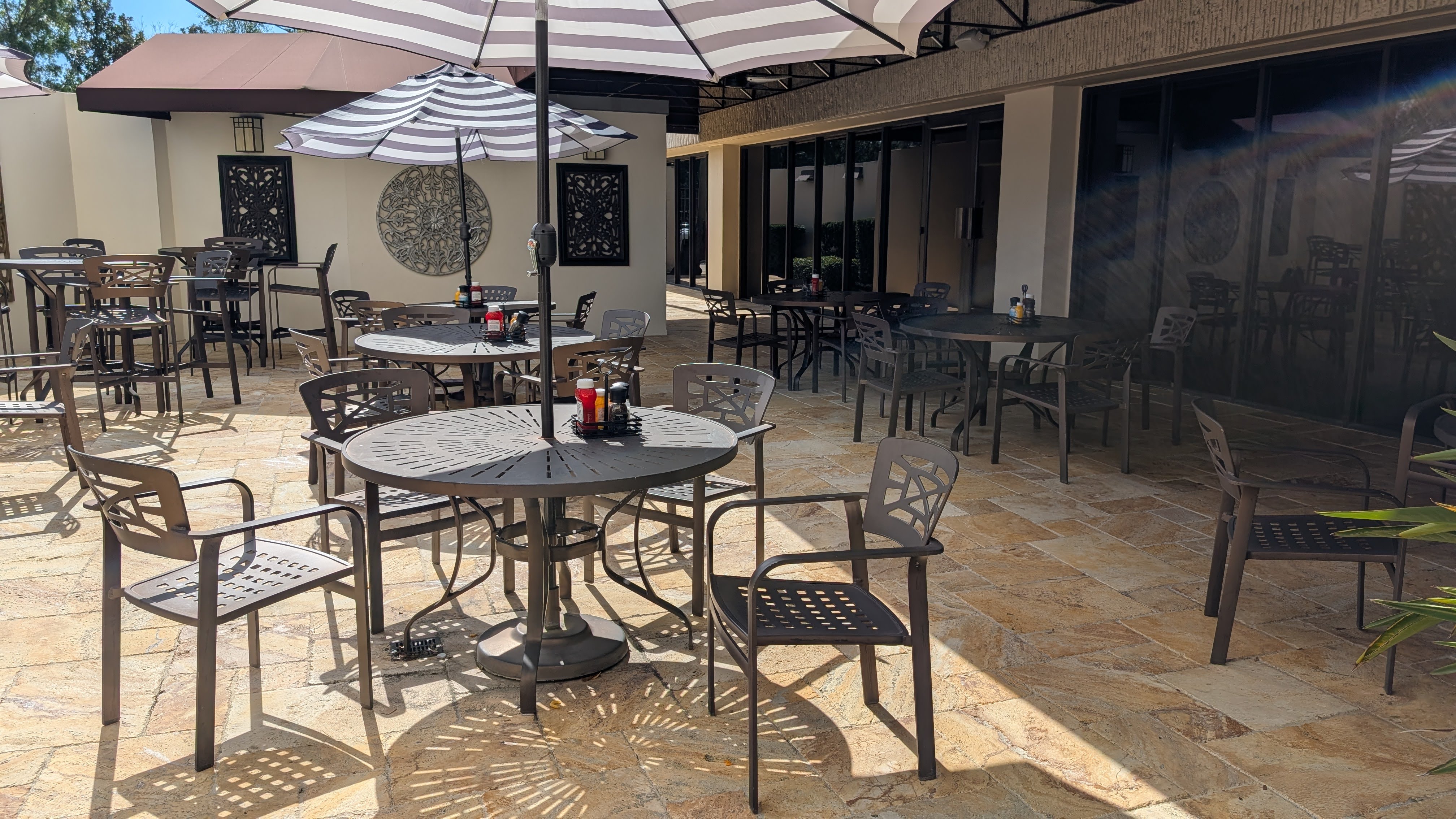 Hilton Orlando Lake Buena Vista dining Covington Mill patio Hilton Orlando Lake Buena Vista dining Covington Mill patio