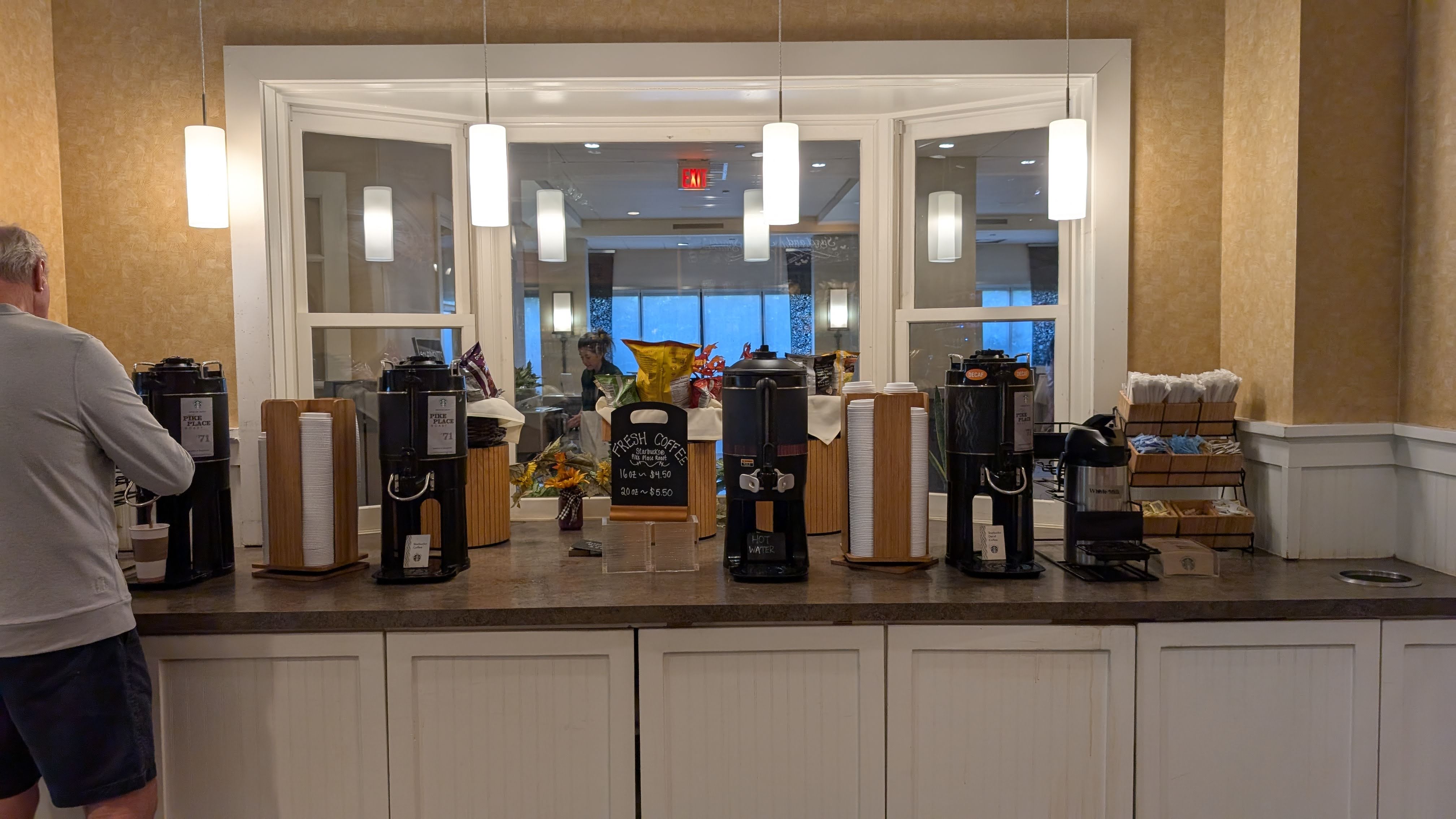Hilton Orlando Lake Buena Vista dining market coffee Hilton Orlando Lake Buena Vista dining market coffee