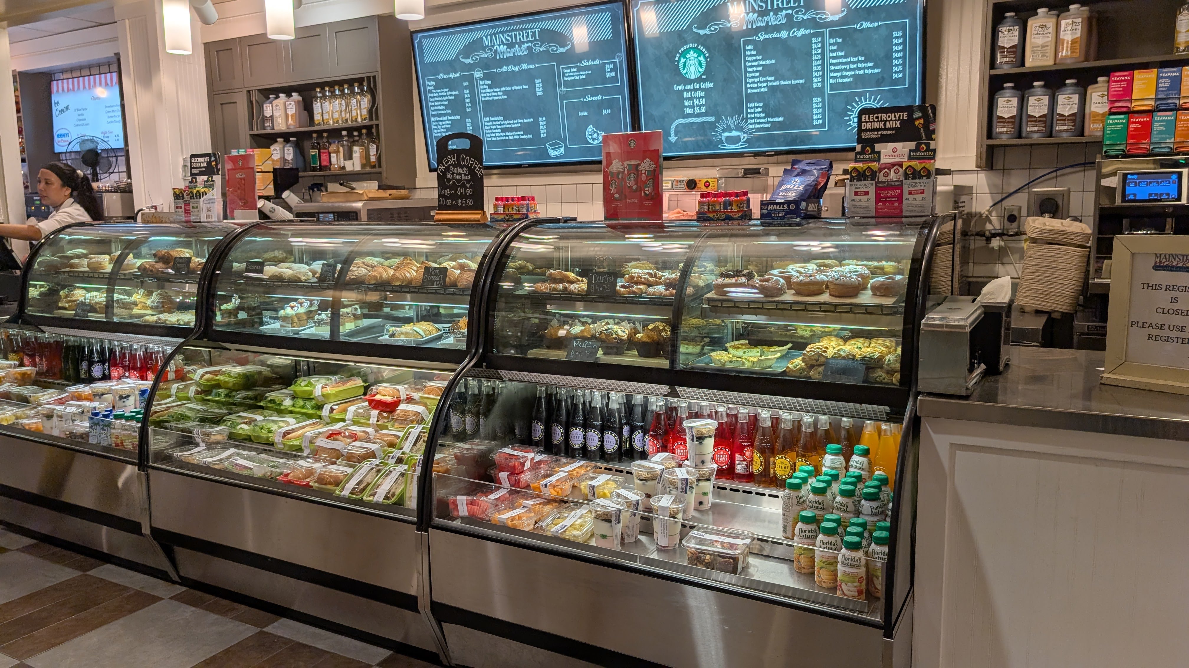 Hilton Orlando Lake Buena Vista dining market Hilton Orlando Lake Buena Vista dining market