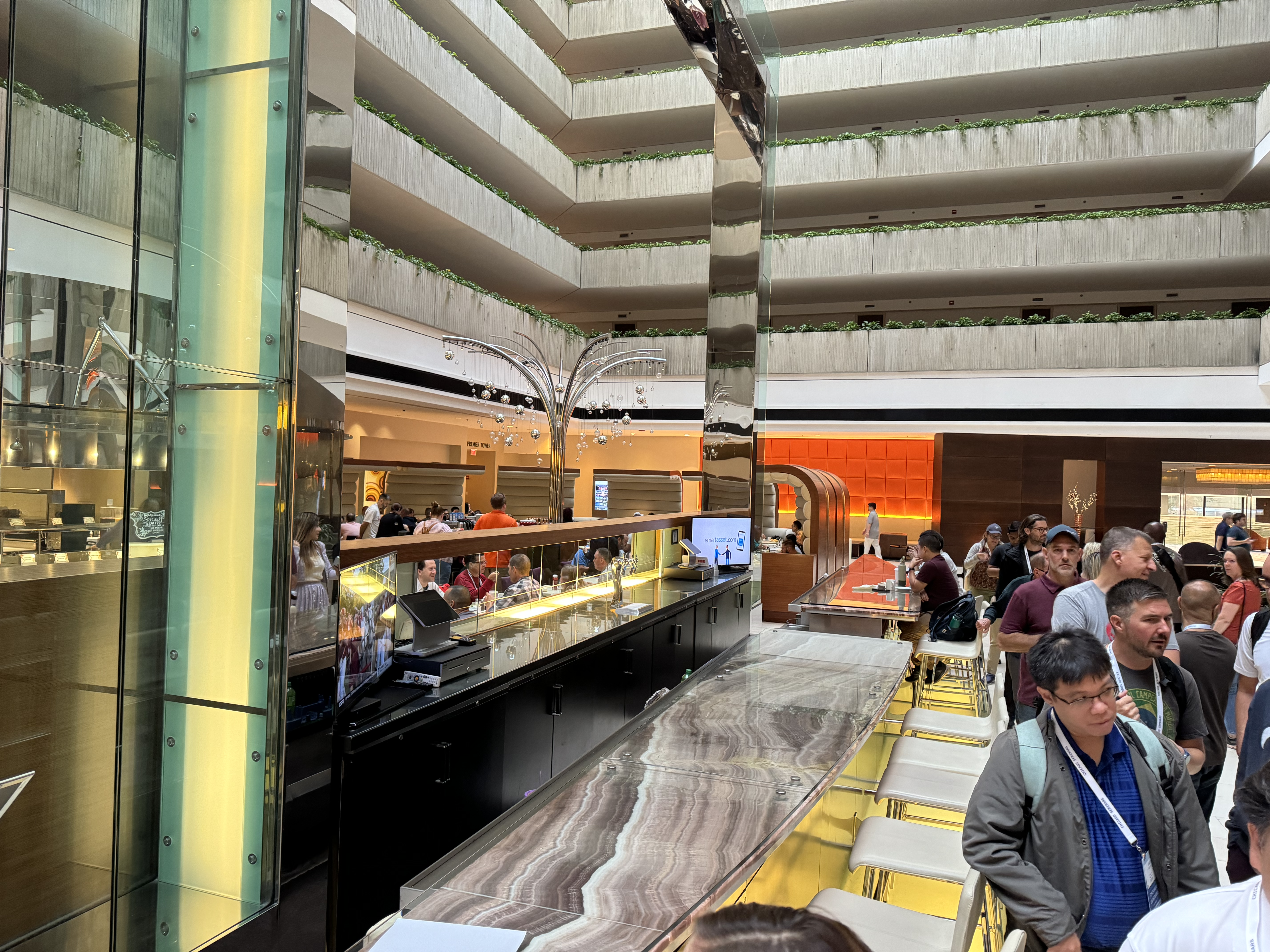Hyatt Regency OHare Chicago breakfast line Hyatt Regency OHare Chicago breakfast line