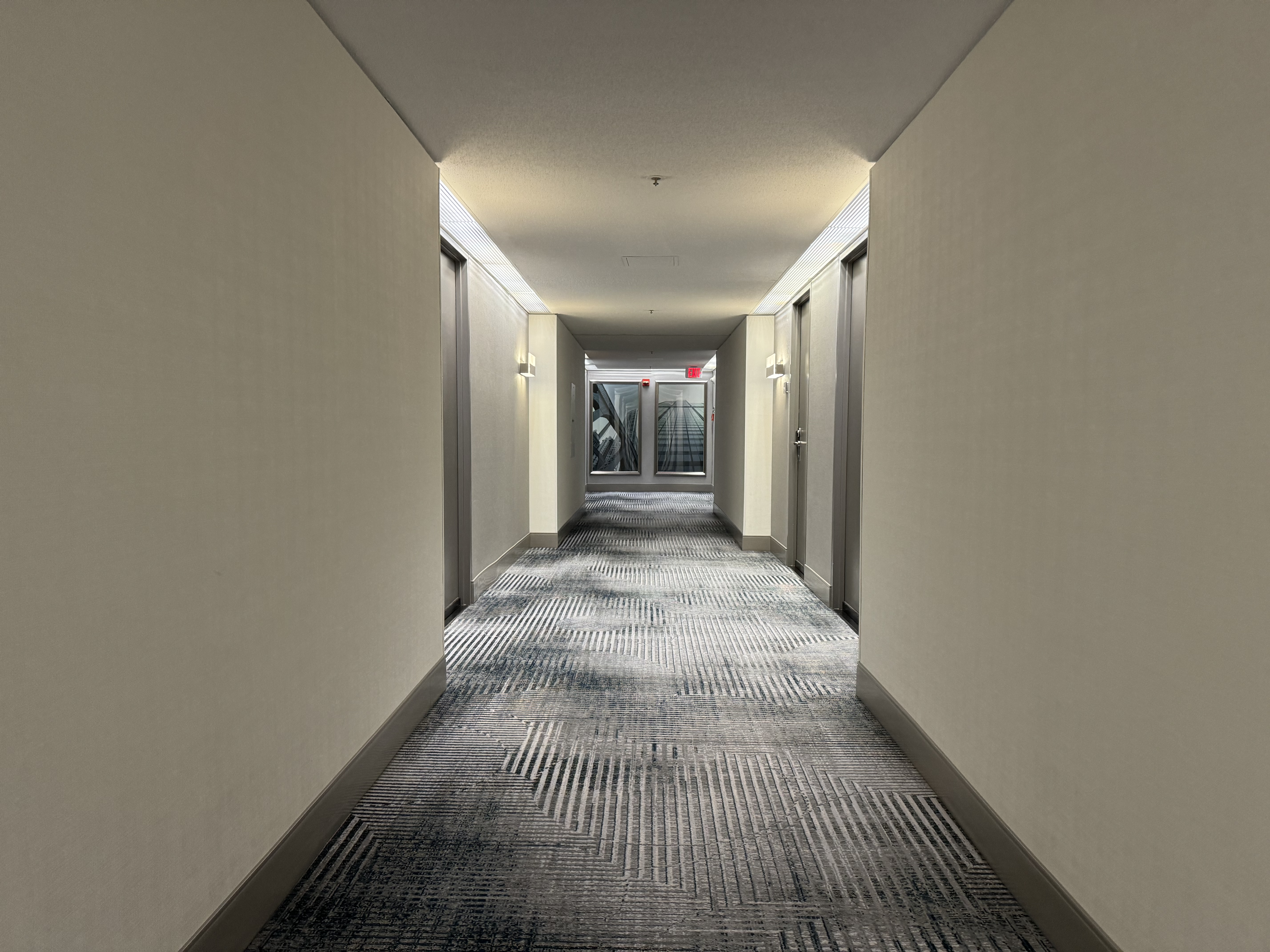 Hyatt Regency OHare Chicago hallway new towers Hyatt Regency OHare Chicago hallway new towers