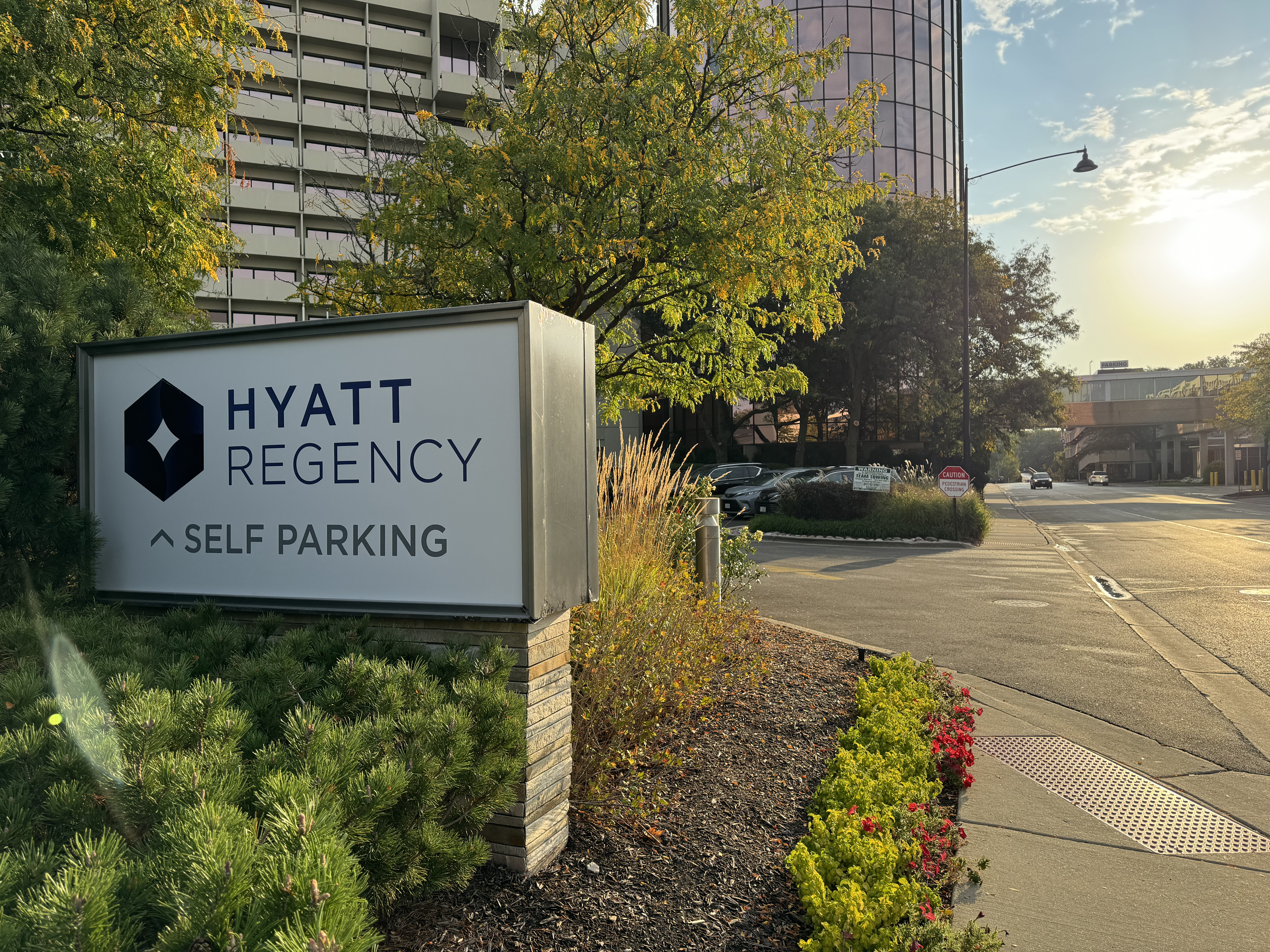 Hyatt Regency OHare Chicago self parking sign Hyatt Regency OHare Chicago self parking sign