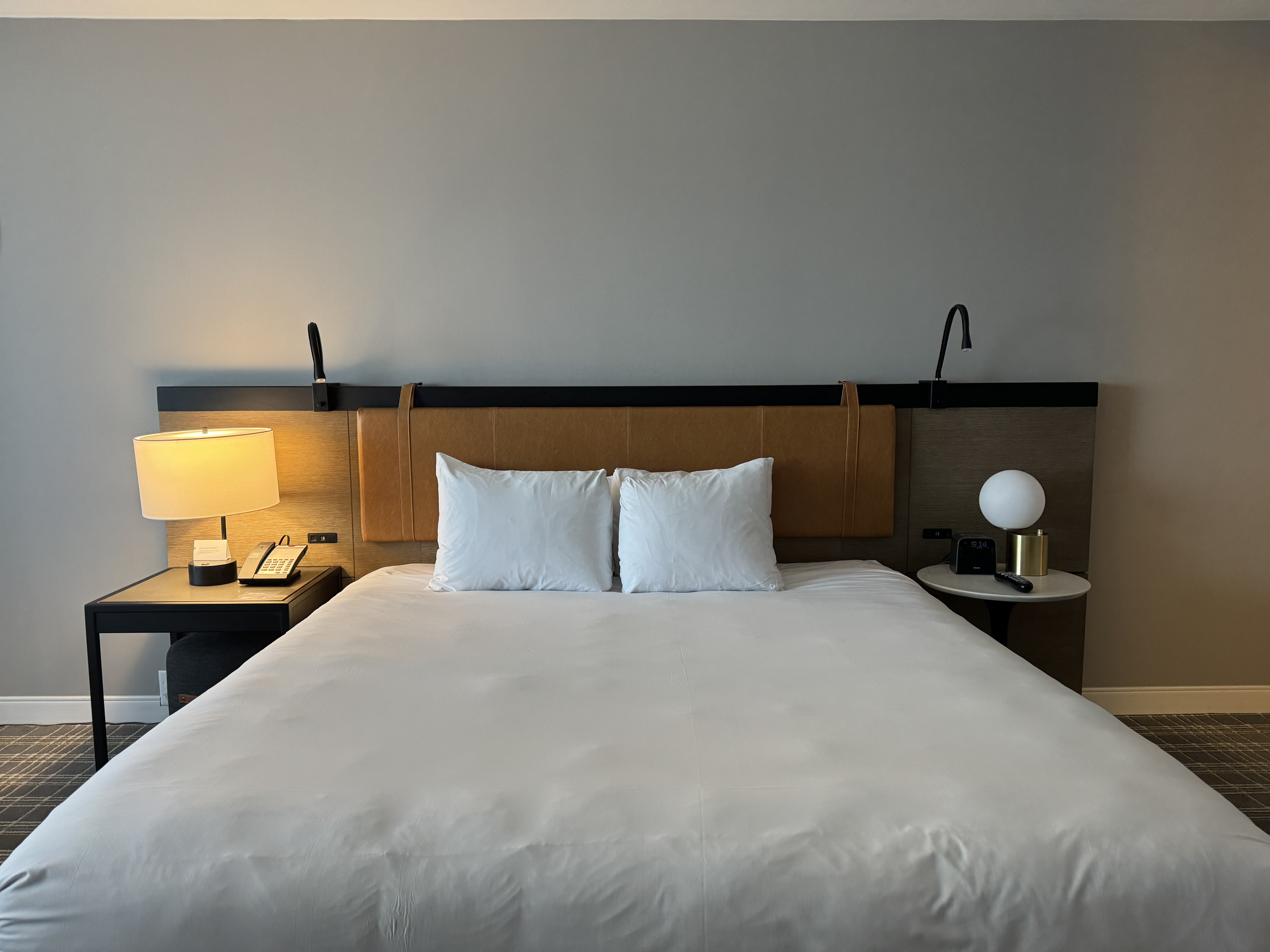 Hyatt Regency Atlanta Deluxe Suite bed Hyatt Regency Atlanta Deluxe Suite bed