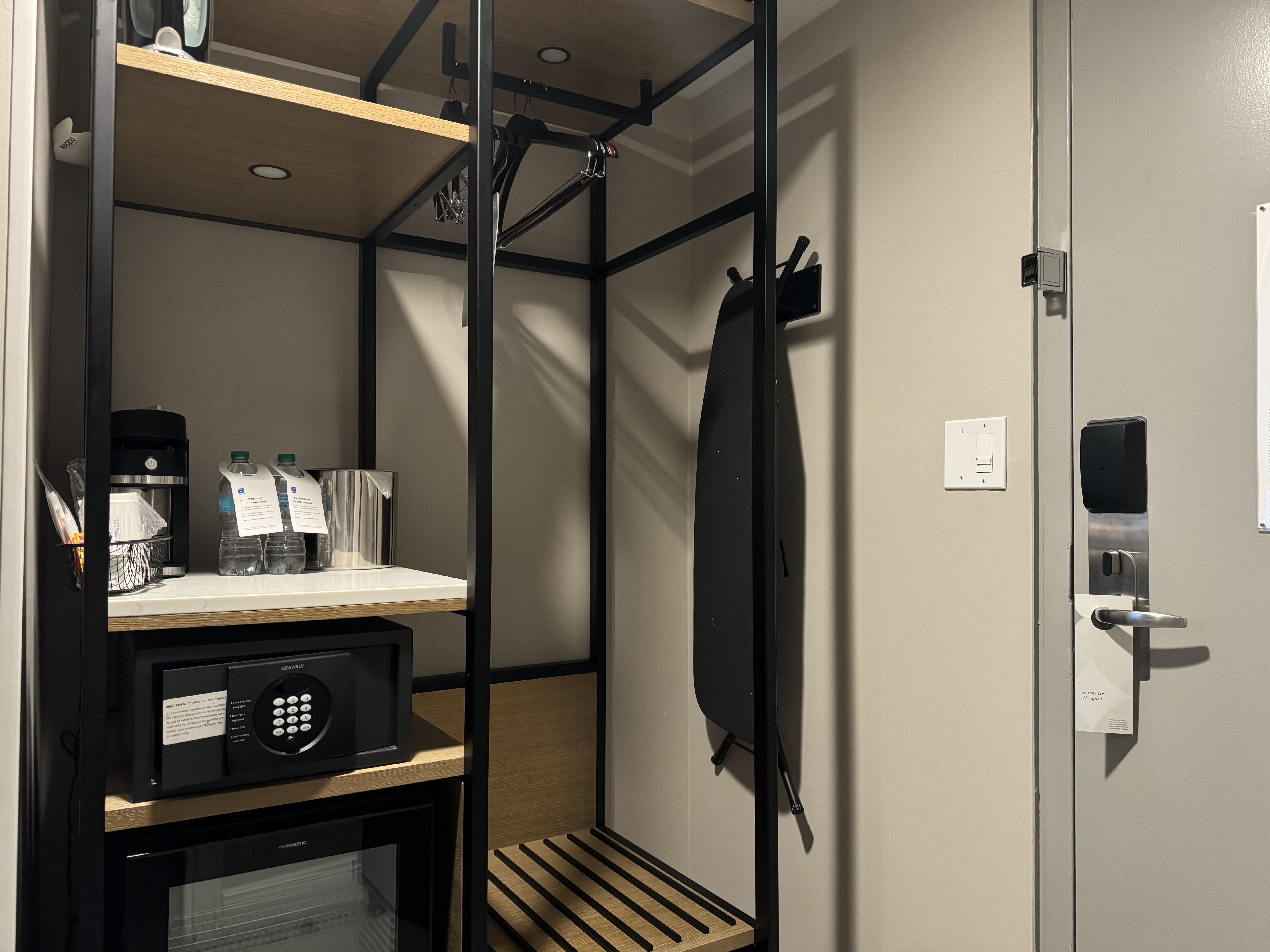 Hyatt Regency Atlanta Deluxe Suite closet Hyatt Regency Atlanta Deluxe Suite closet