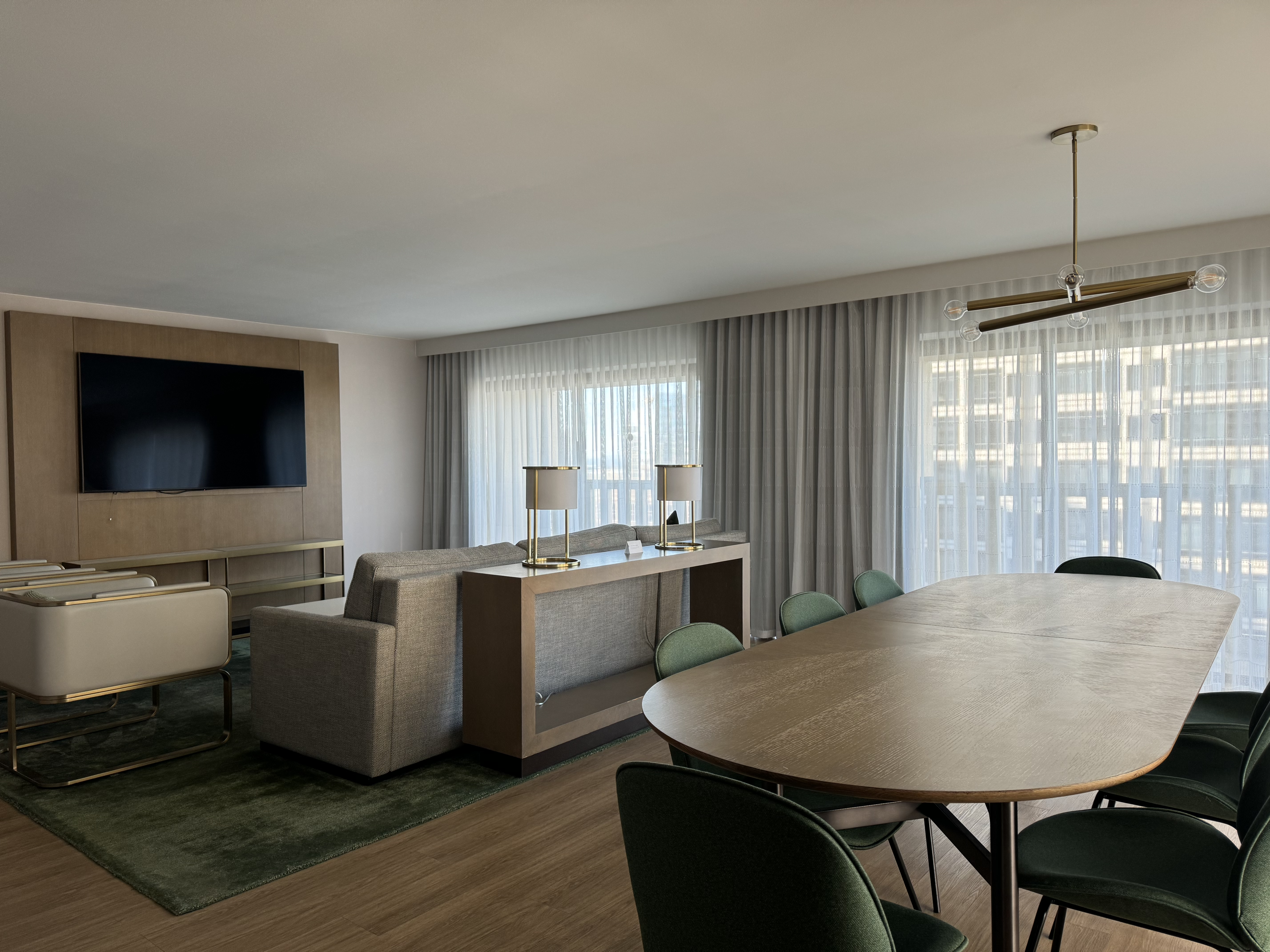 Hyatt Regency Atlanta Deluxe Suite living room Hyatt Regency Atlanta Deluxe Suite living room