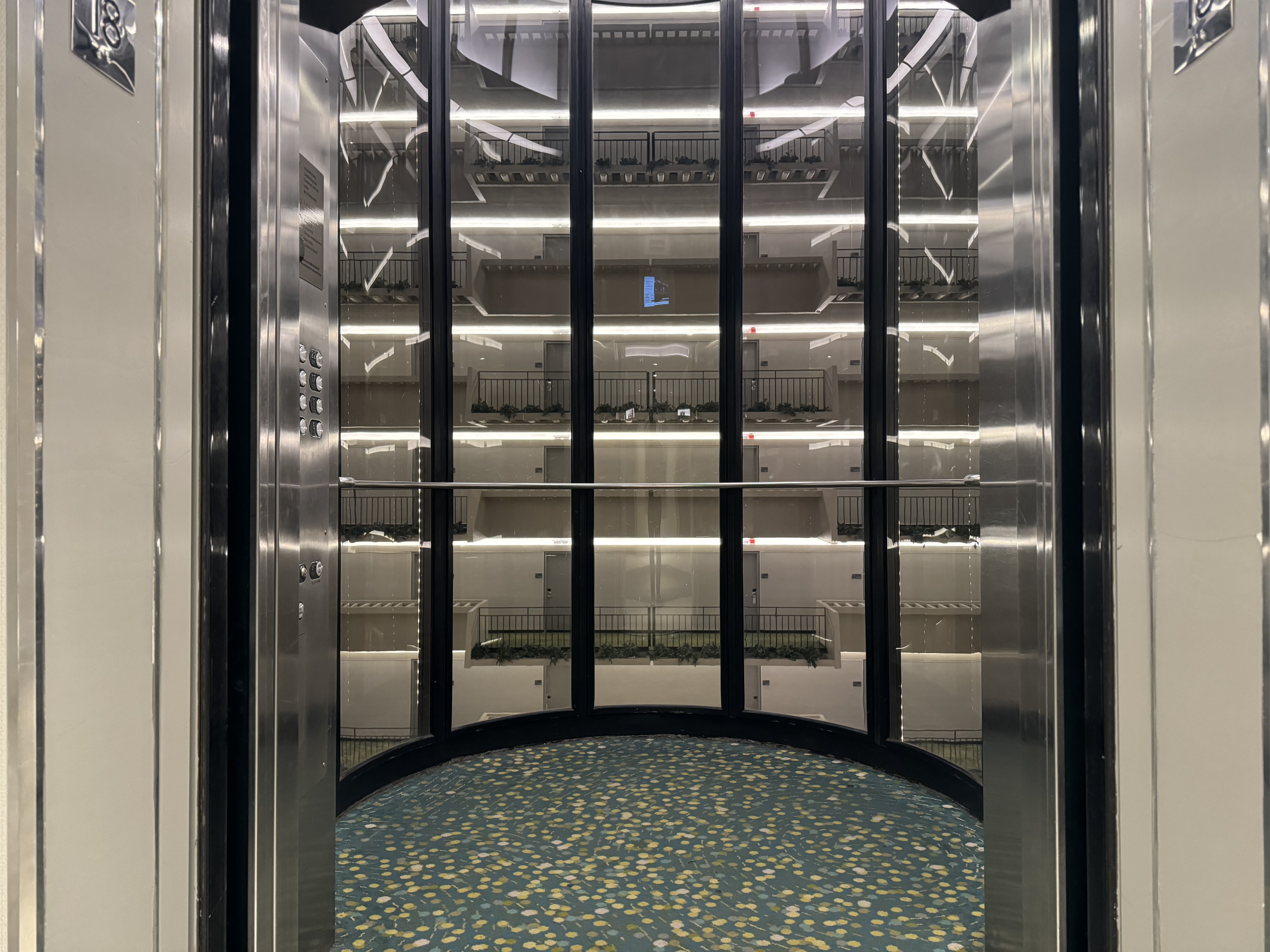Hyatt Regency Atlanta elevator Hyatt Regency Atlanta elevator