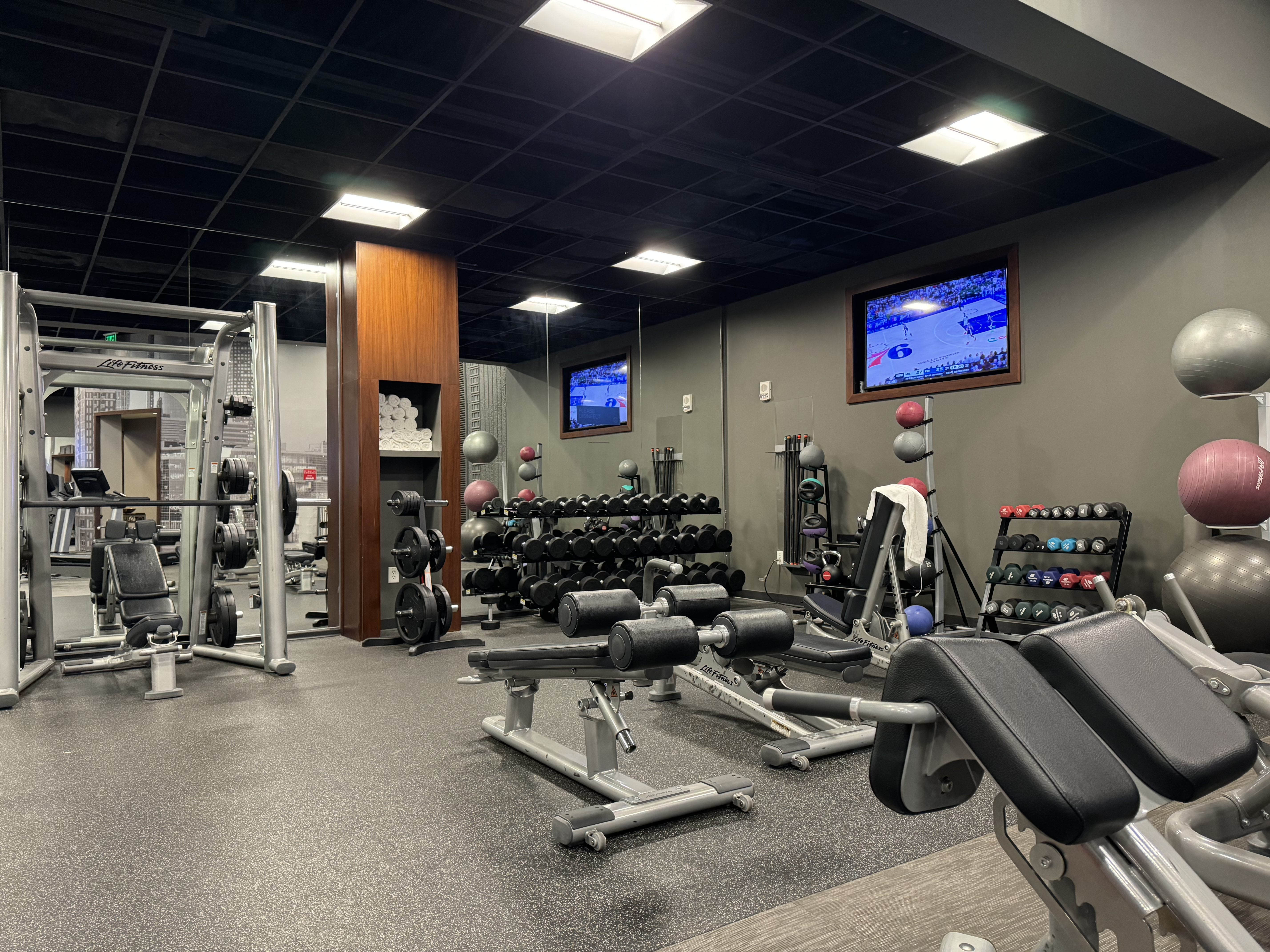 Hyatt Regency Atlanta gym weights TV Hyatt Regency Atlanta gym weights TV