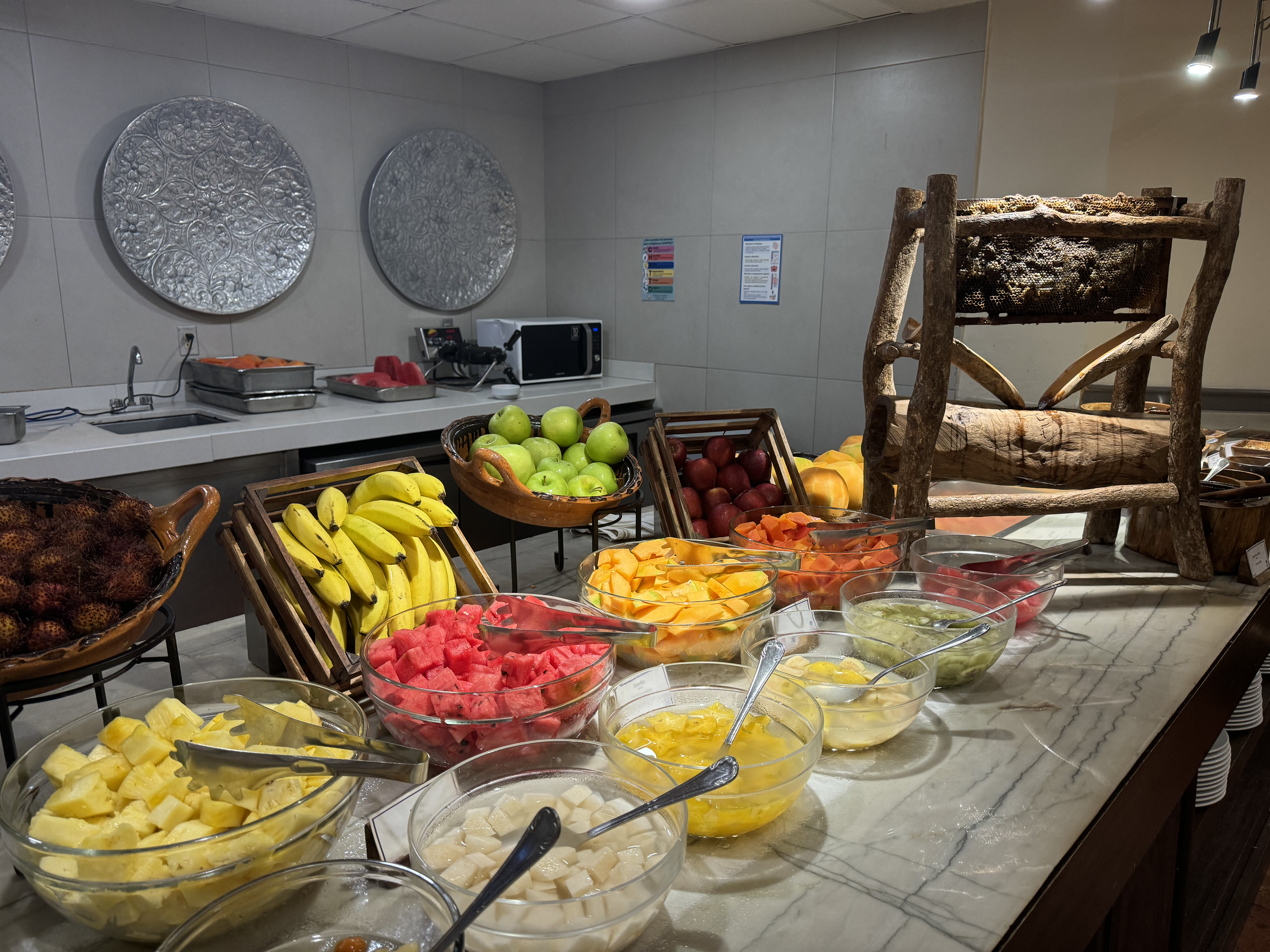 Hyatt Regency Merida Peregrina Bistro breakfast buffet fruits Hyatt Regency Merida Peregrina Bistro breakfast buffet fruits