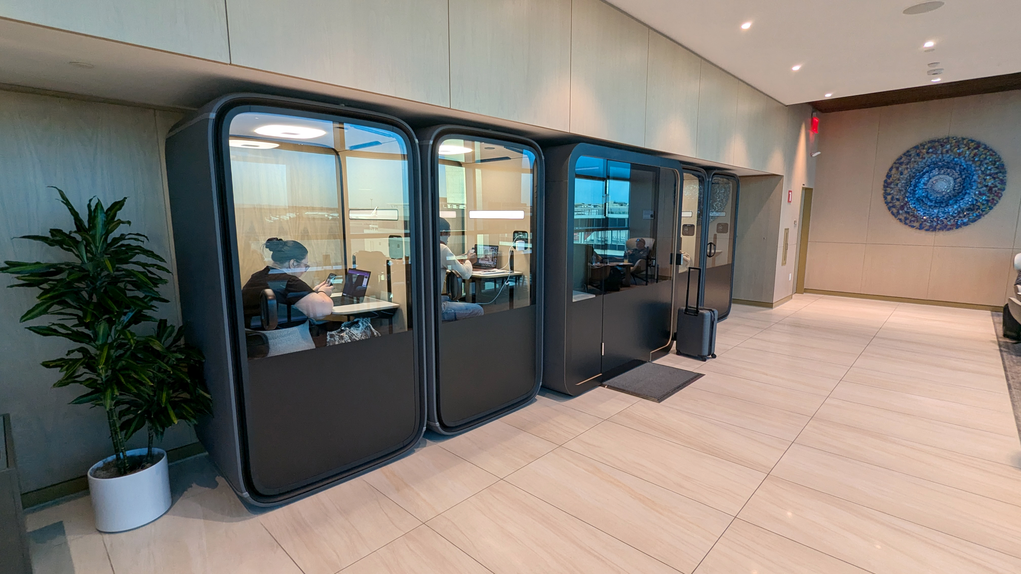 JFK Delta One Lounge Booths