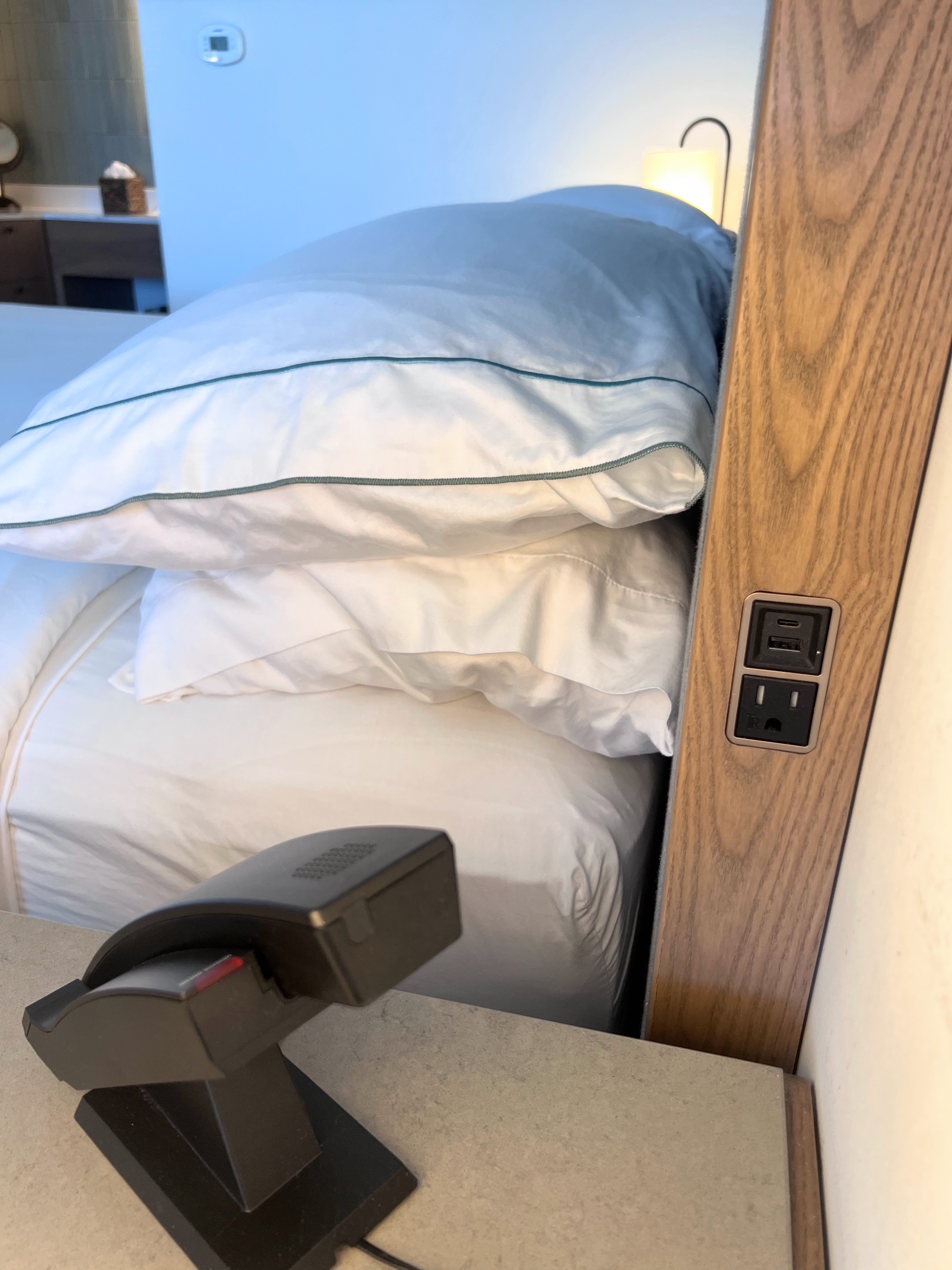Monterey Beach Hotel guest room outlets Monterey Beach Hotel guest room outlets