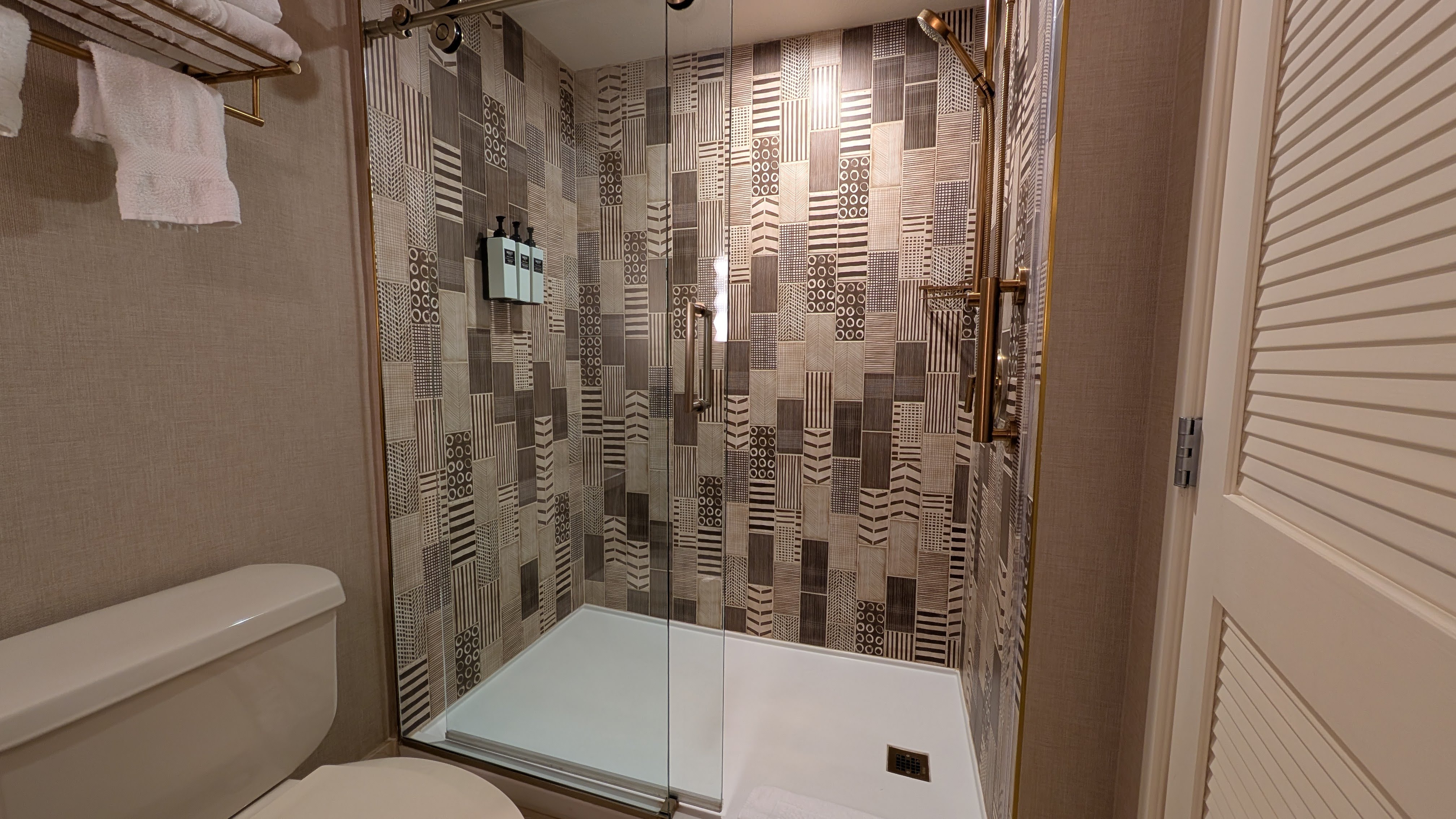 Rio Hotel Casino suite bathroom shower Rio Hotel Casino suite bathroom shower