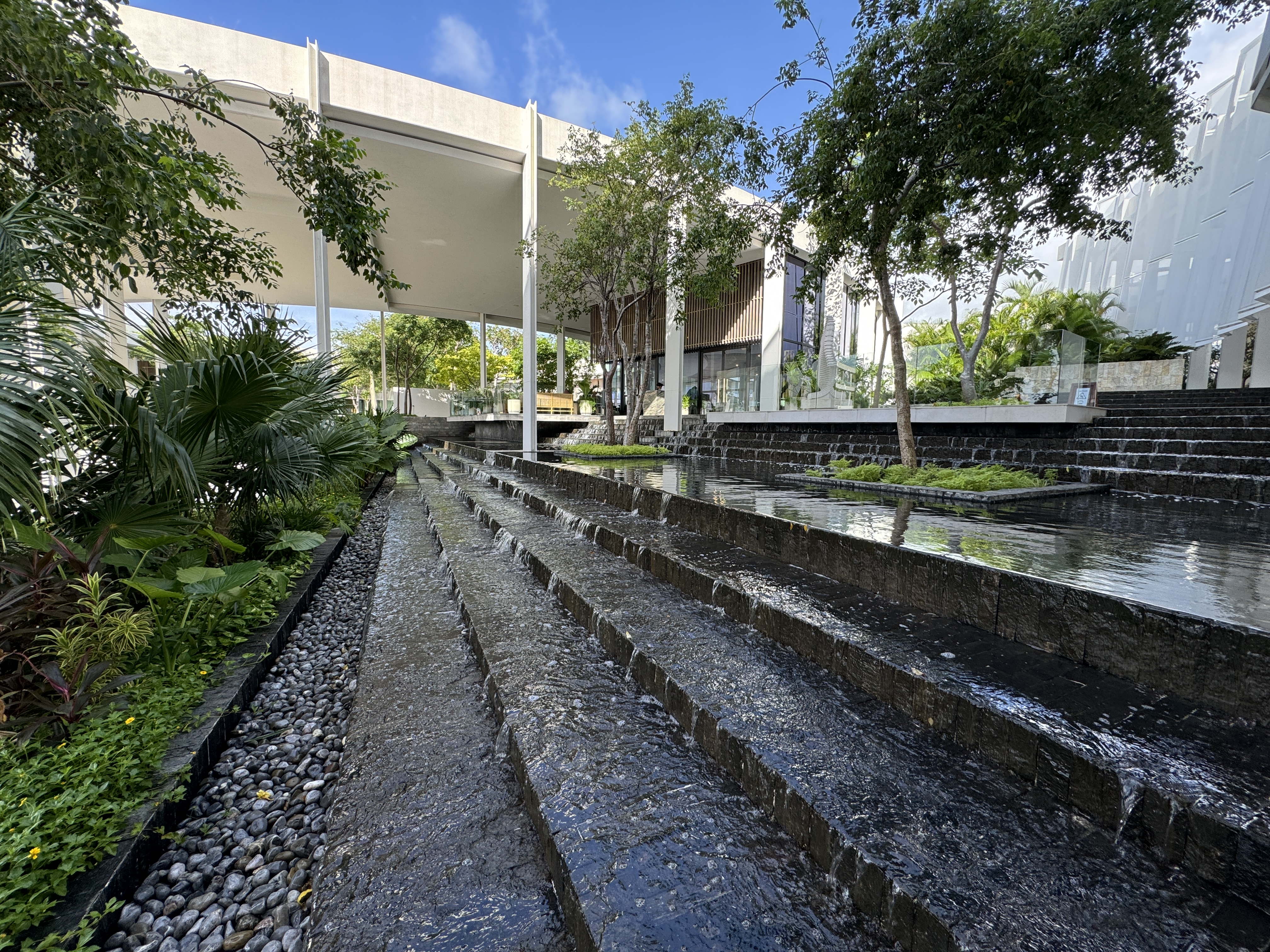 St. Regis Kanai Fountains St. Regis Kanai Fountains
