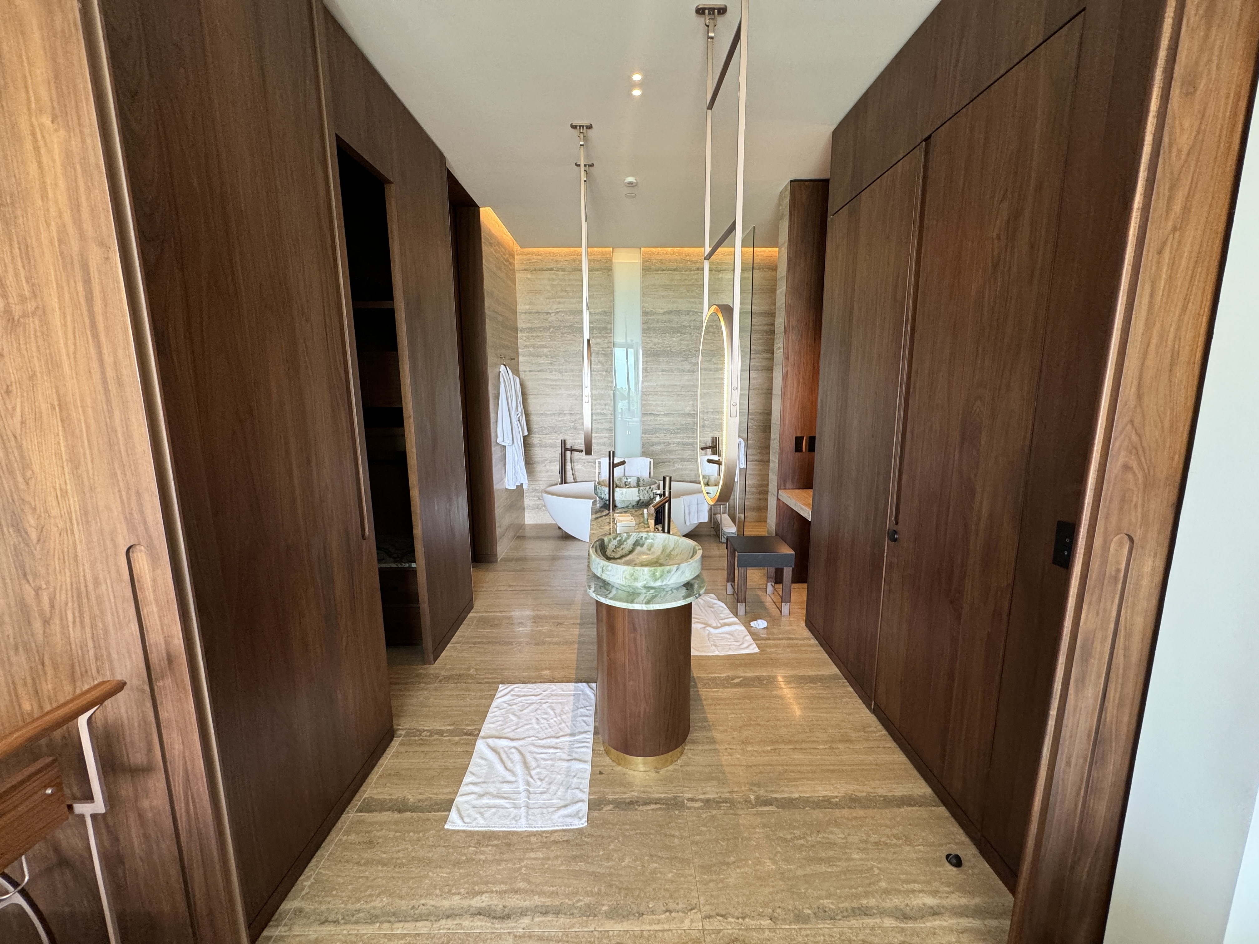 St. Regis Kanai bathroom view St. Regis Kanai bathroom view