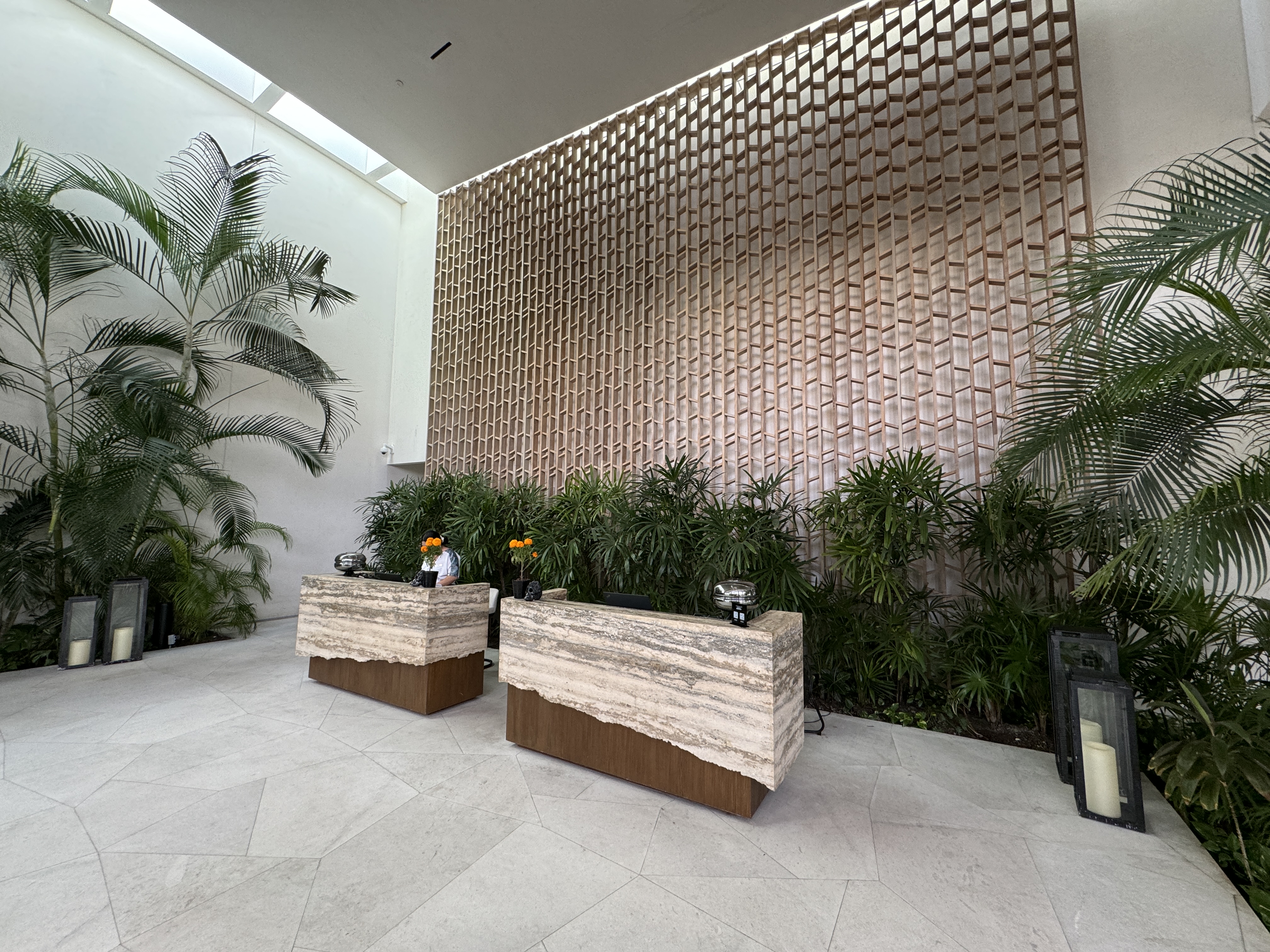 St. Regis Kanai check in desk St. Regis Kanai check in desk