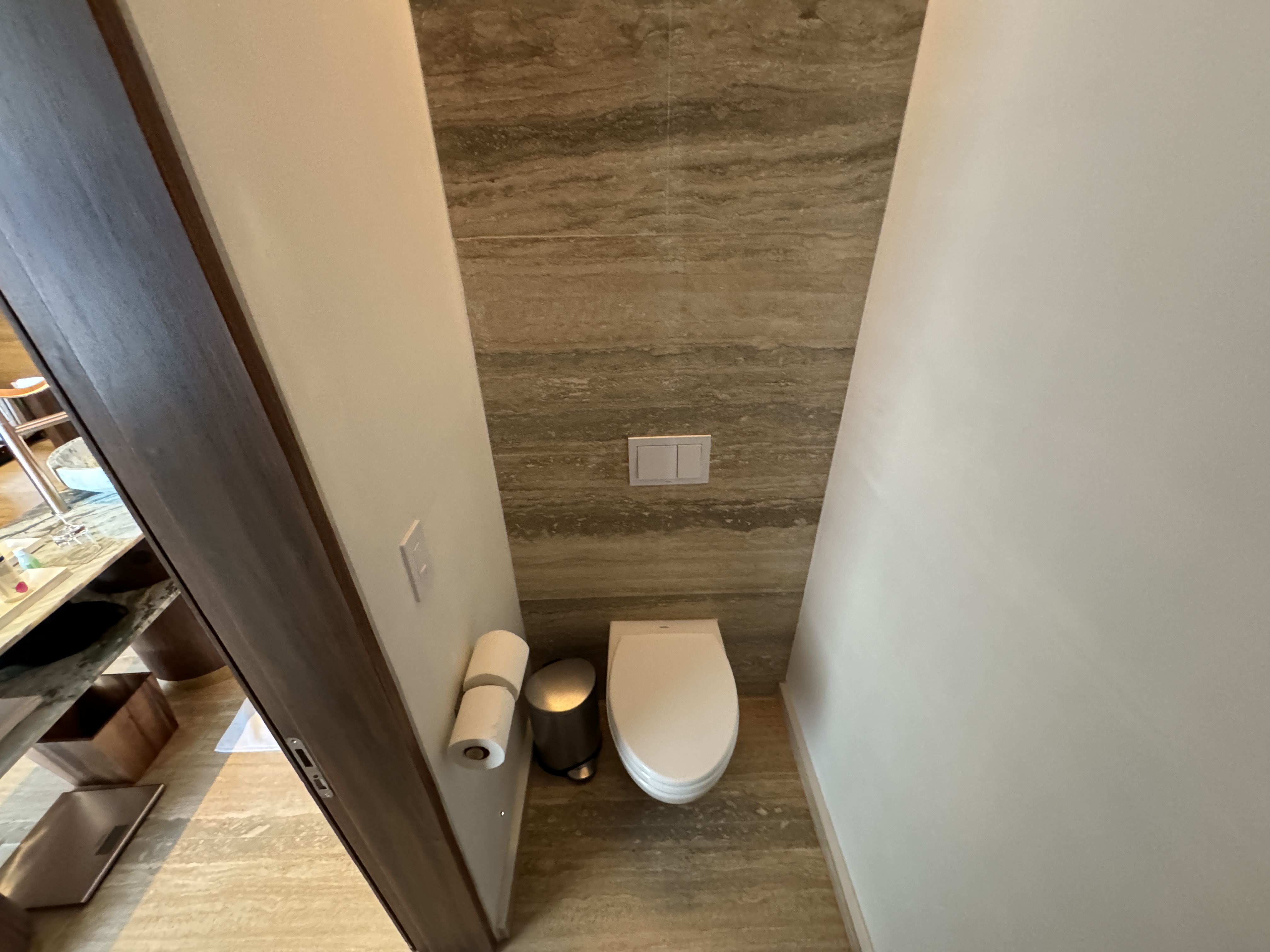 St. Regis Kanai room toilet St. Regis Kanai room toilet