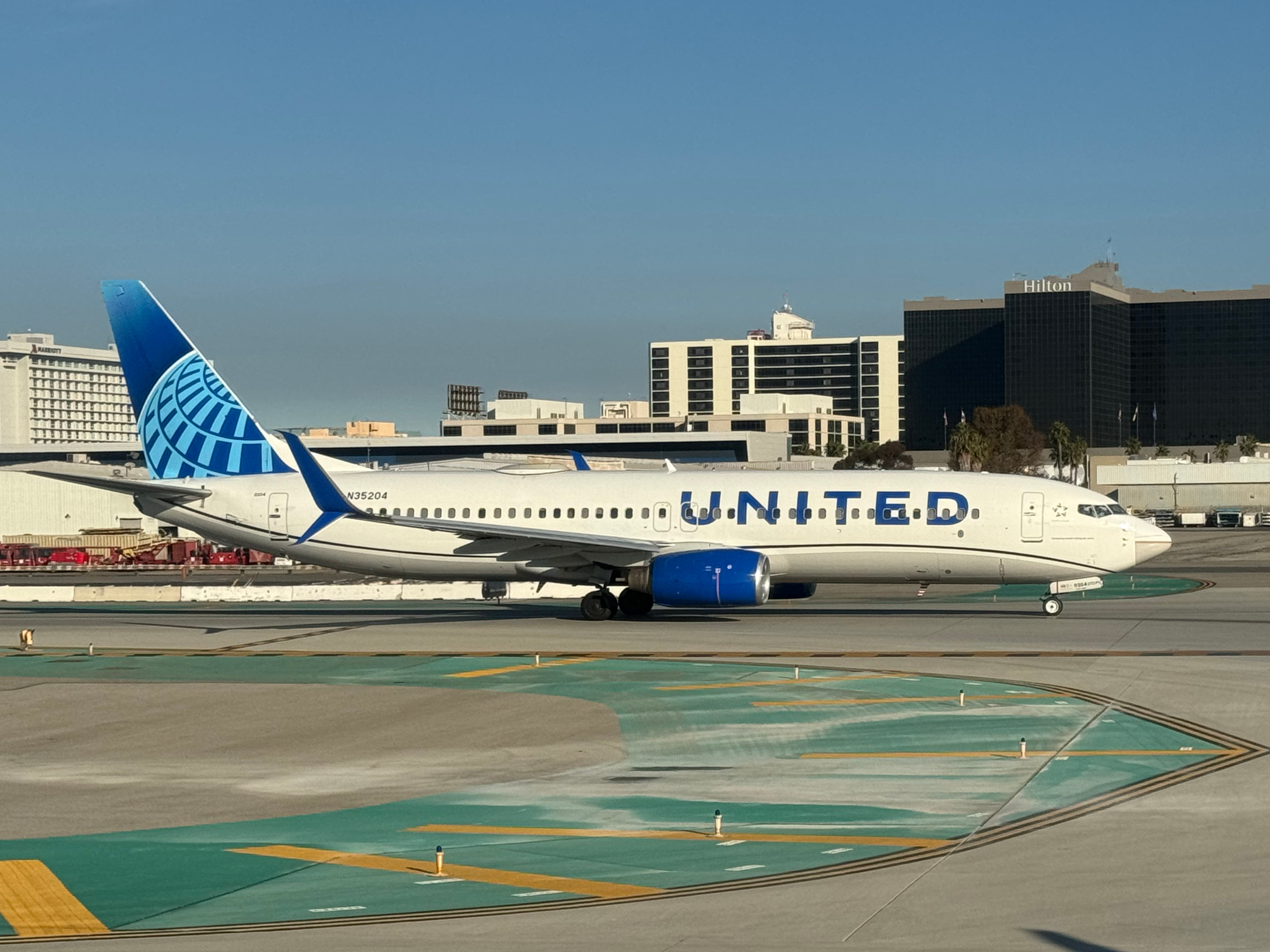United Airlines plane taxiing at LAX