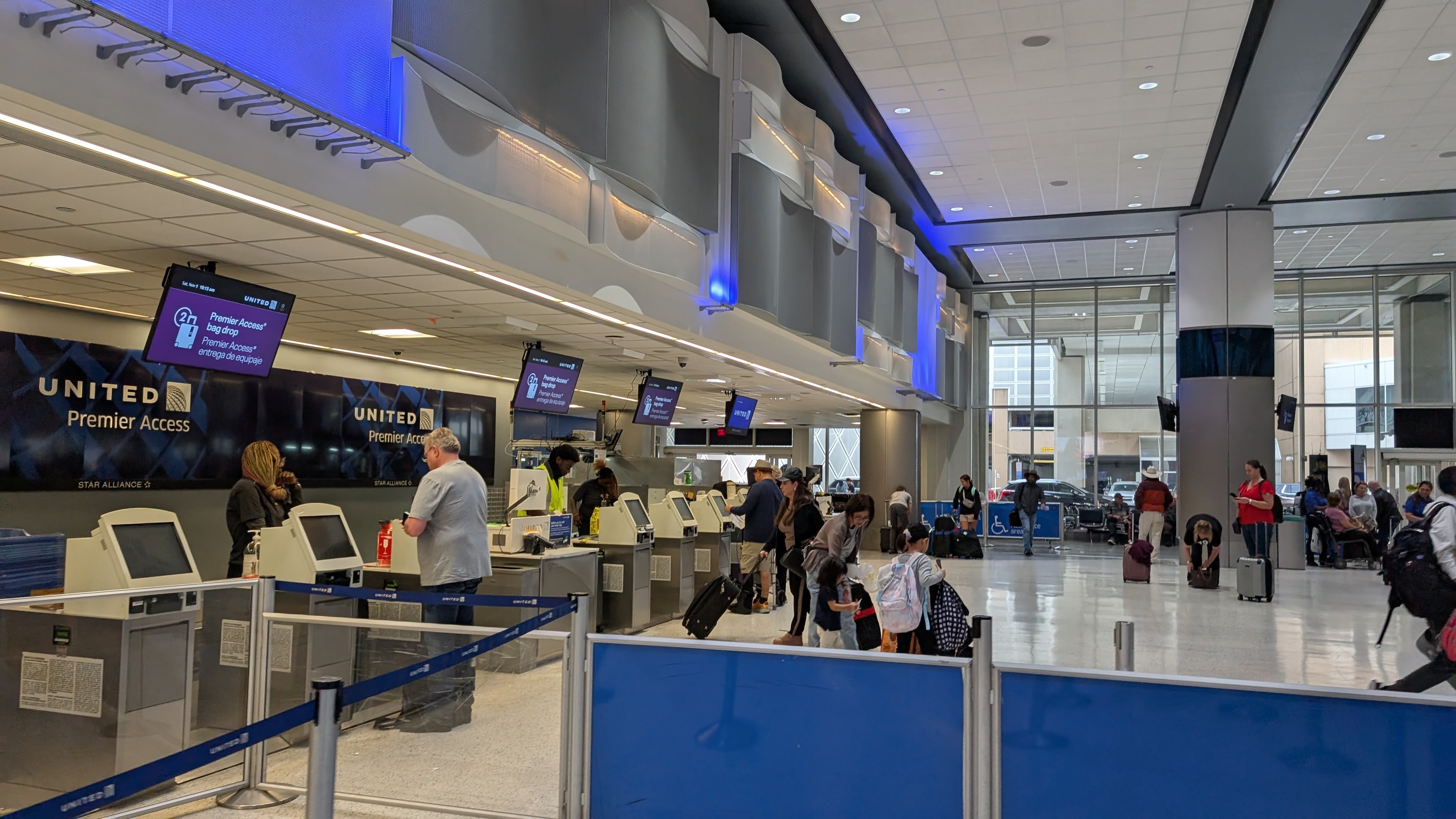 United IAH Terminal C check in