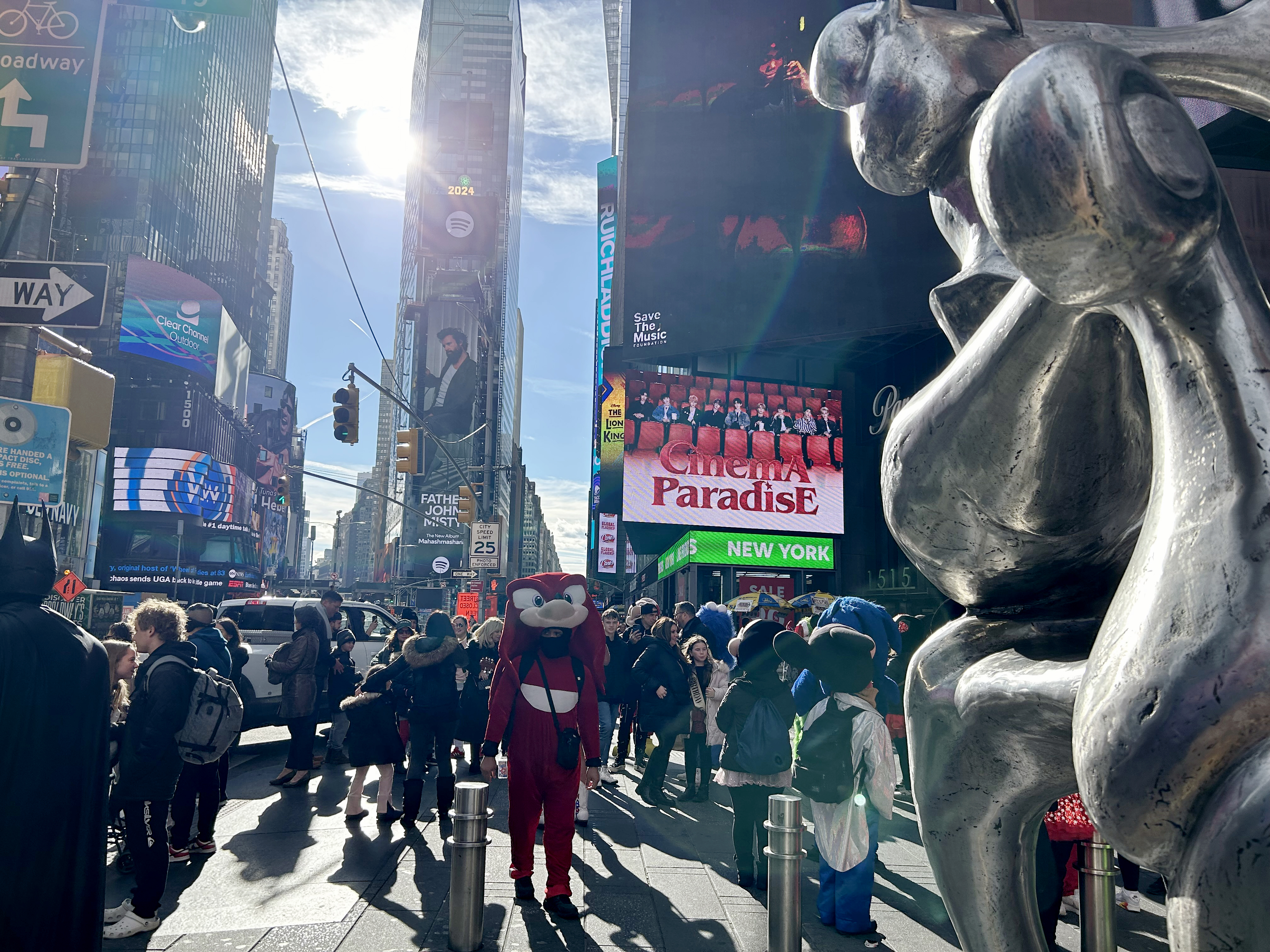 new york city times square characters 1 new york city times square characters 1