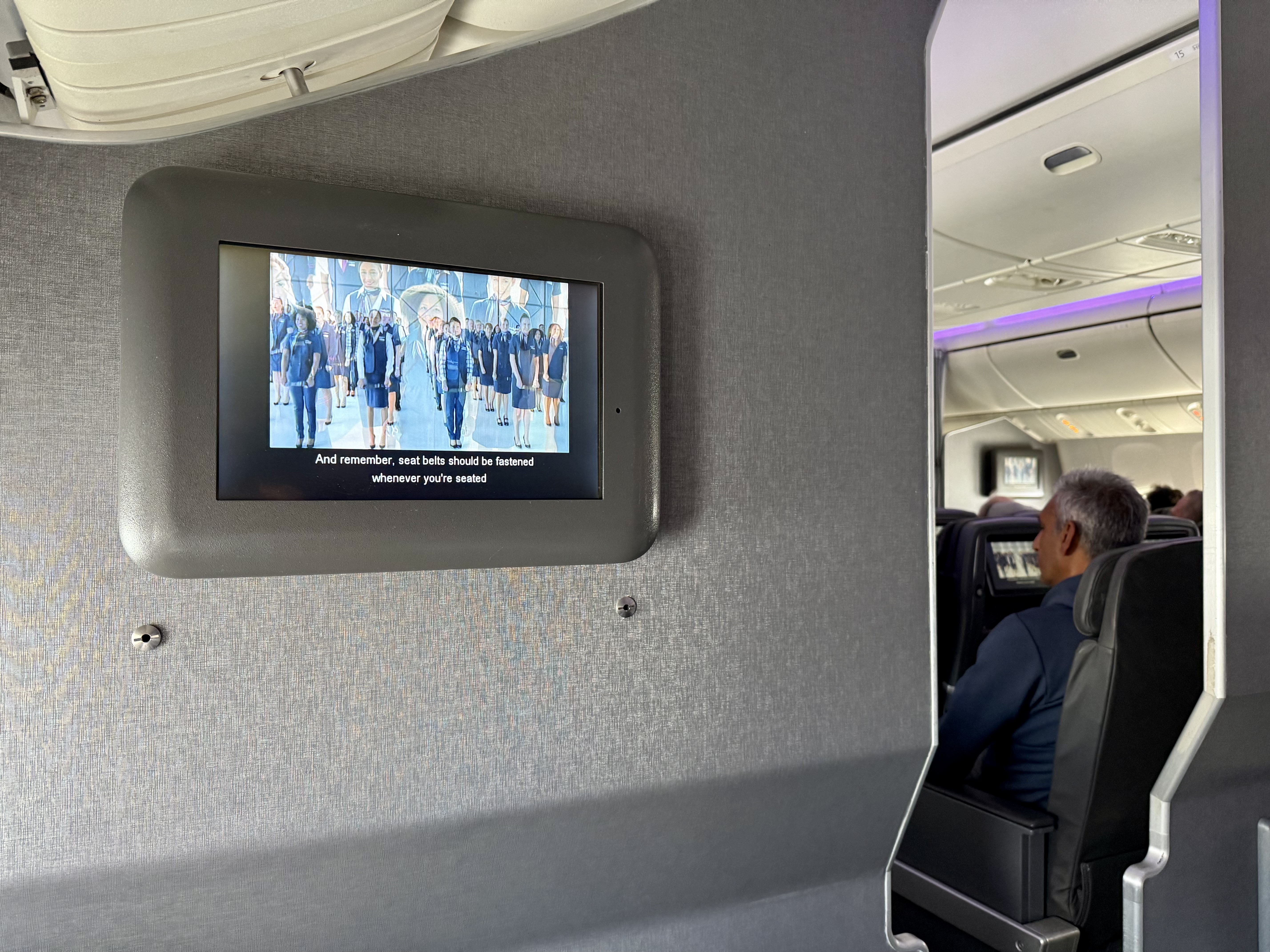 American Airlines economy safety video American Airlines economy safety video
