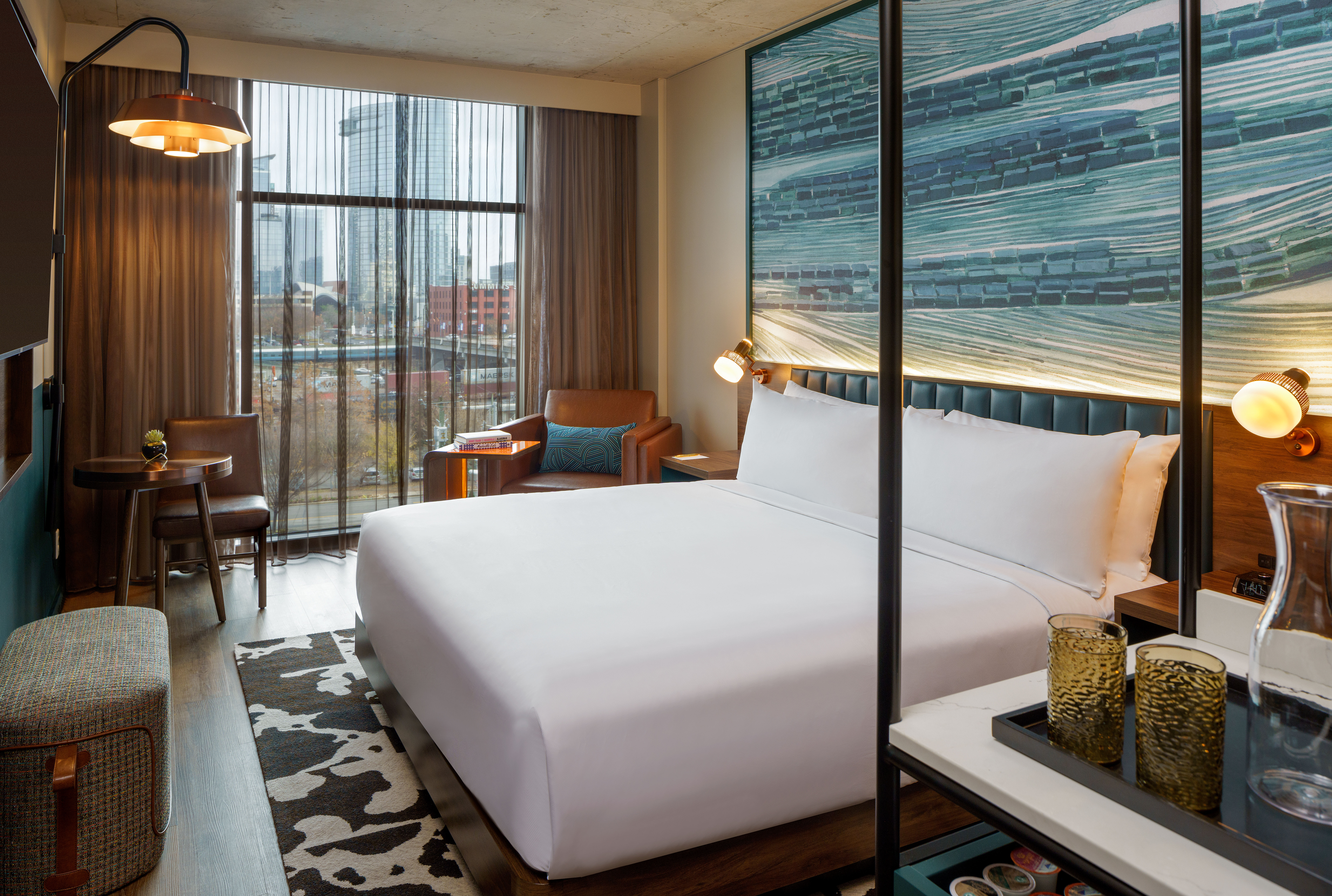 Caption by Hyatt Downtown Nashville – The Gulch High Floor King Room Caption by Hyatt Downtown Nashville – The Gulch High Floor King Room
