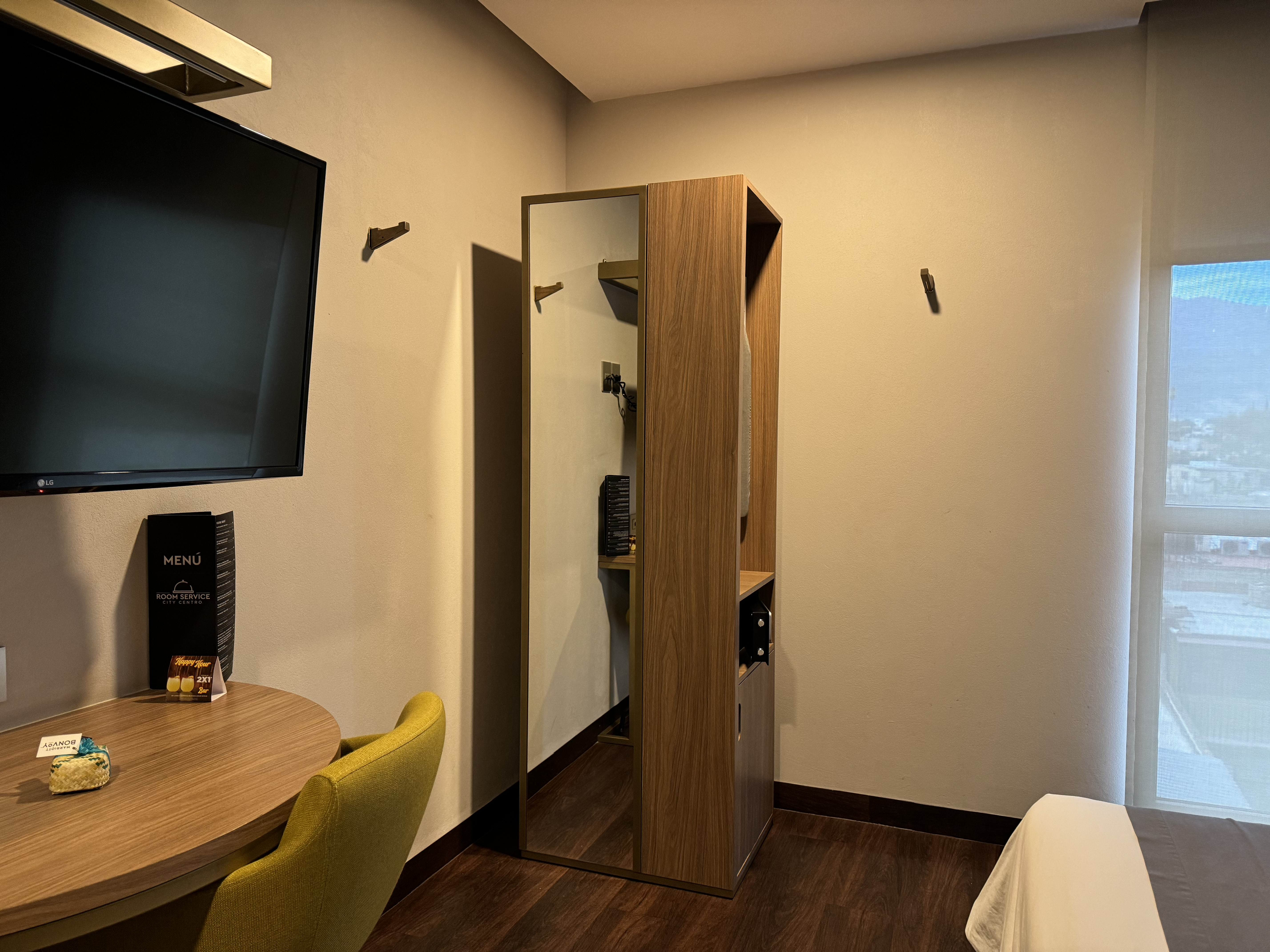 City Centro by Marriott Oaxaca bedroom storage City Centro by Marriott Oaxaca bedroom storage