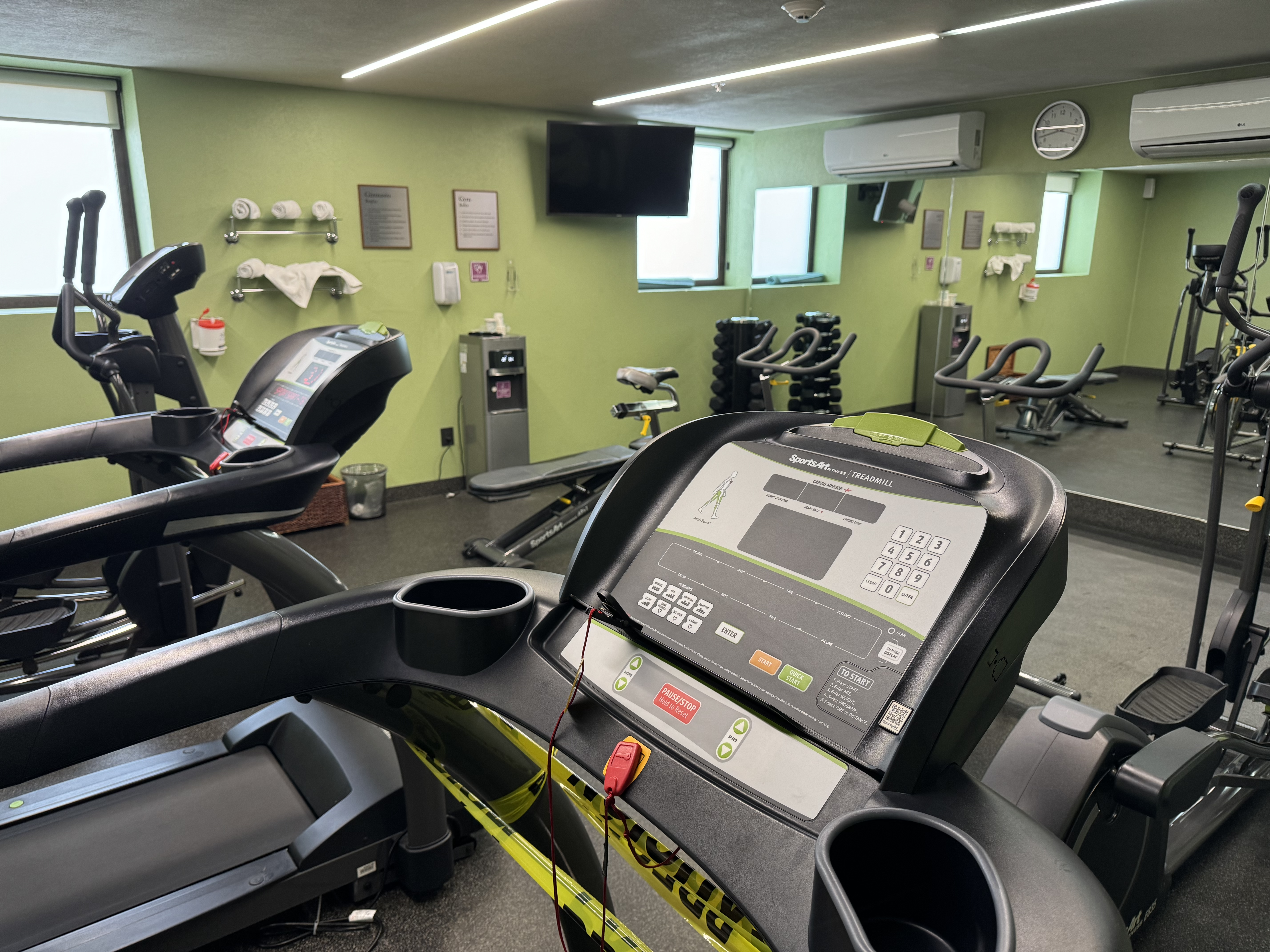 City Centro by Marriott Oaxaca gym view to weights City Centro by Marriott Oaxaca gym view to weights