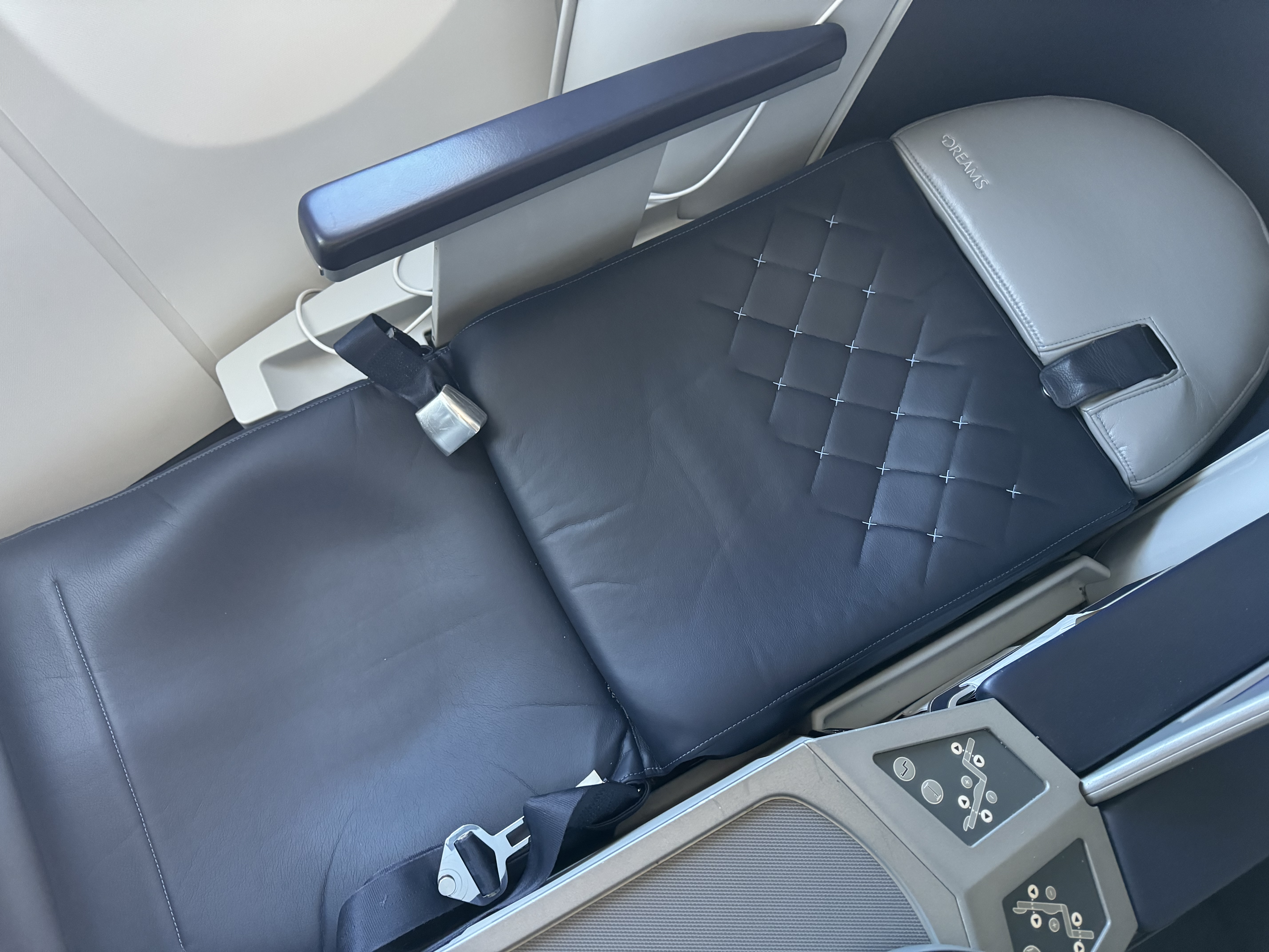 Copa Airline B737 MAX seat flat Copa Airline B737 MAX seat flat