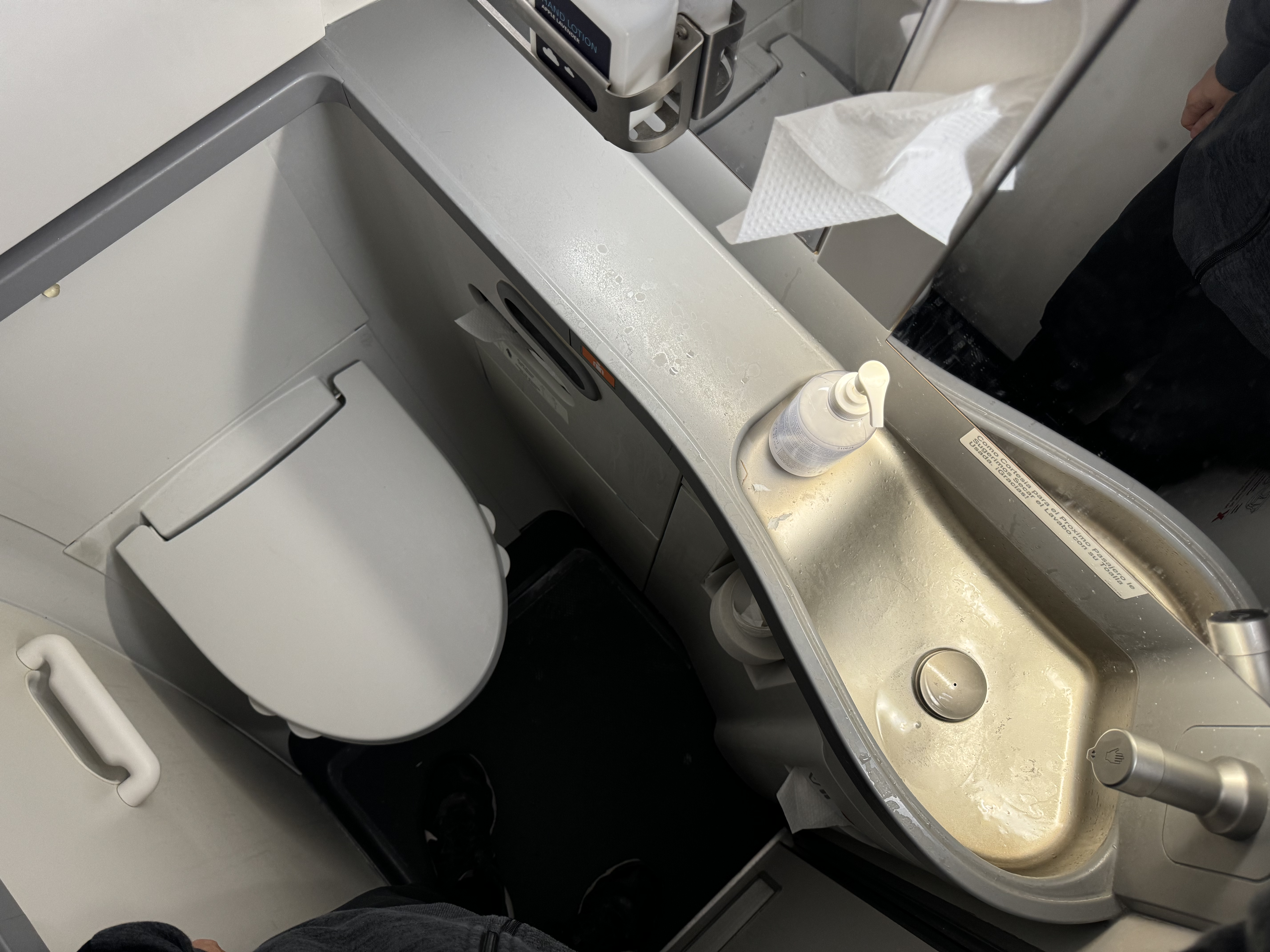 Copa Airlines B737 MAX lavatory Copa Airlines B737 MAX lavatory