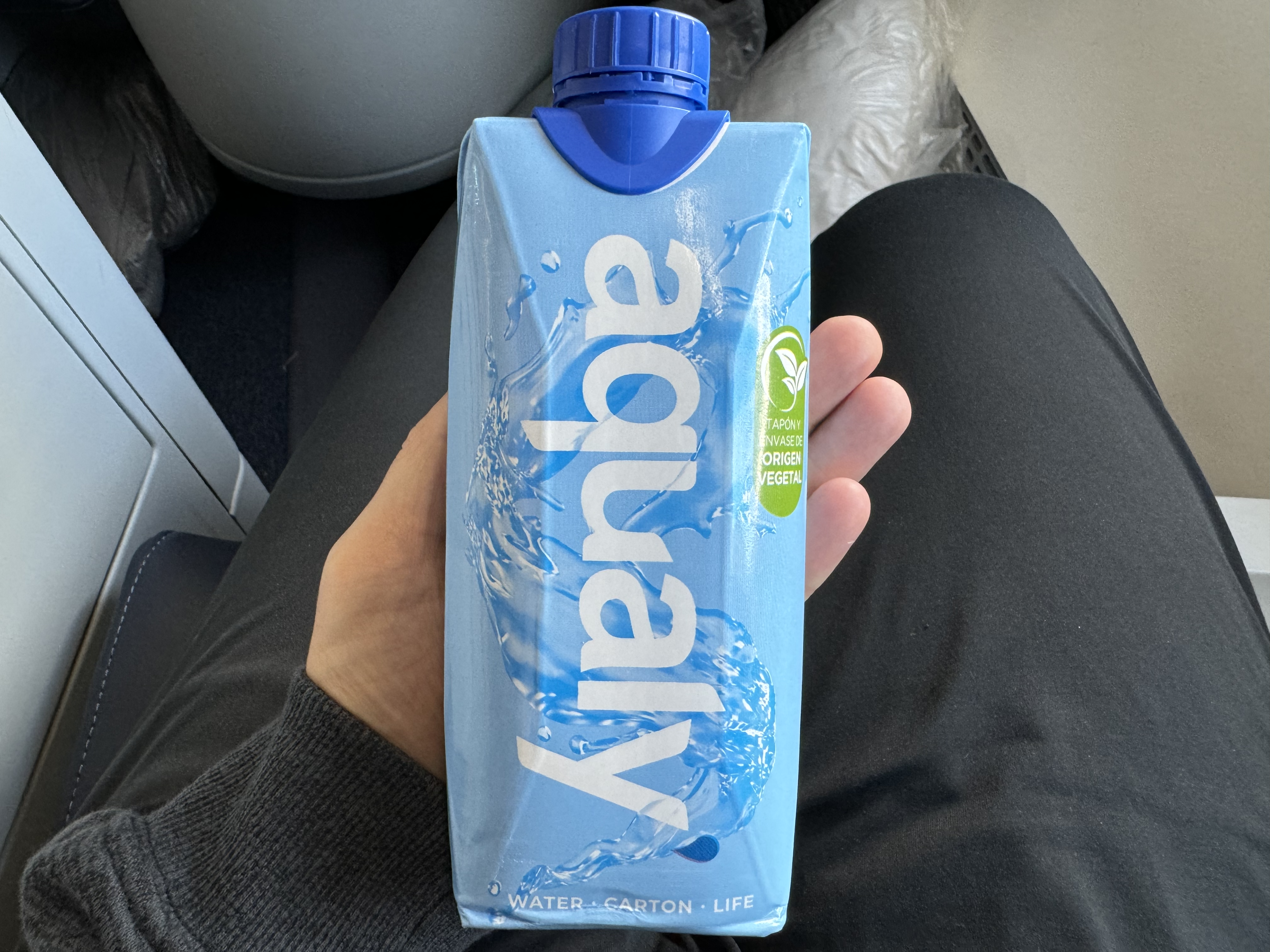 Copa Airlines B737 MAX water carton
