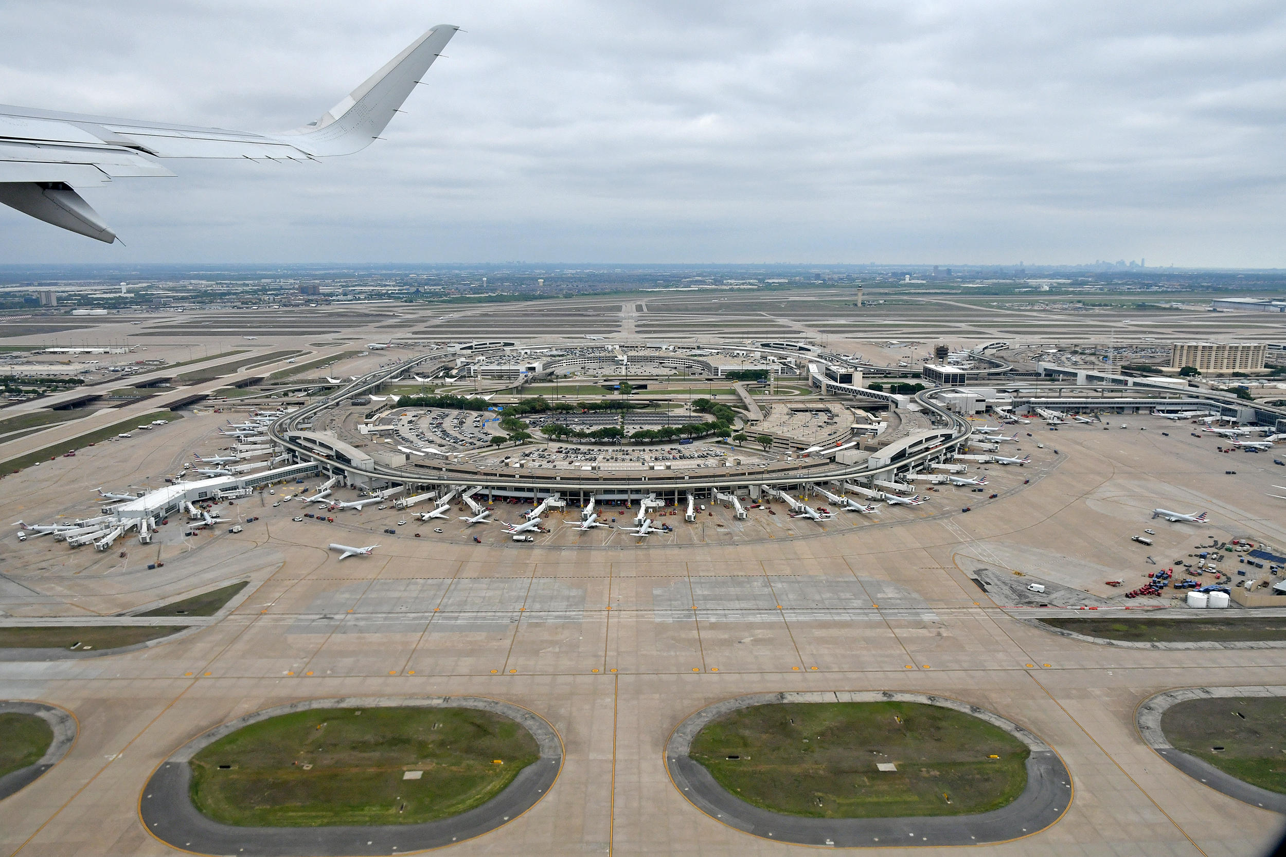 DFW airport overview DFW airport overview