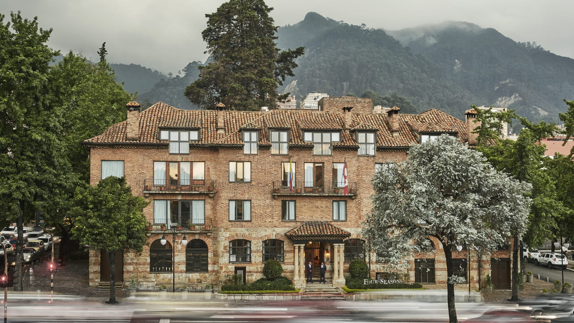 Four Seasons Casa Medina