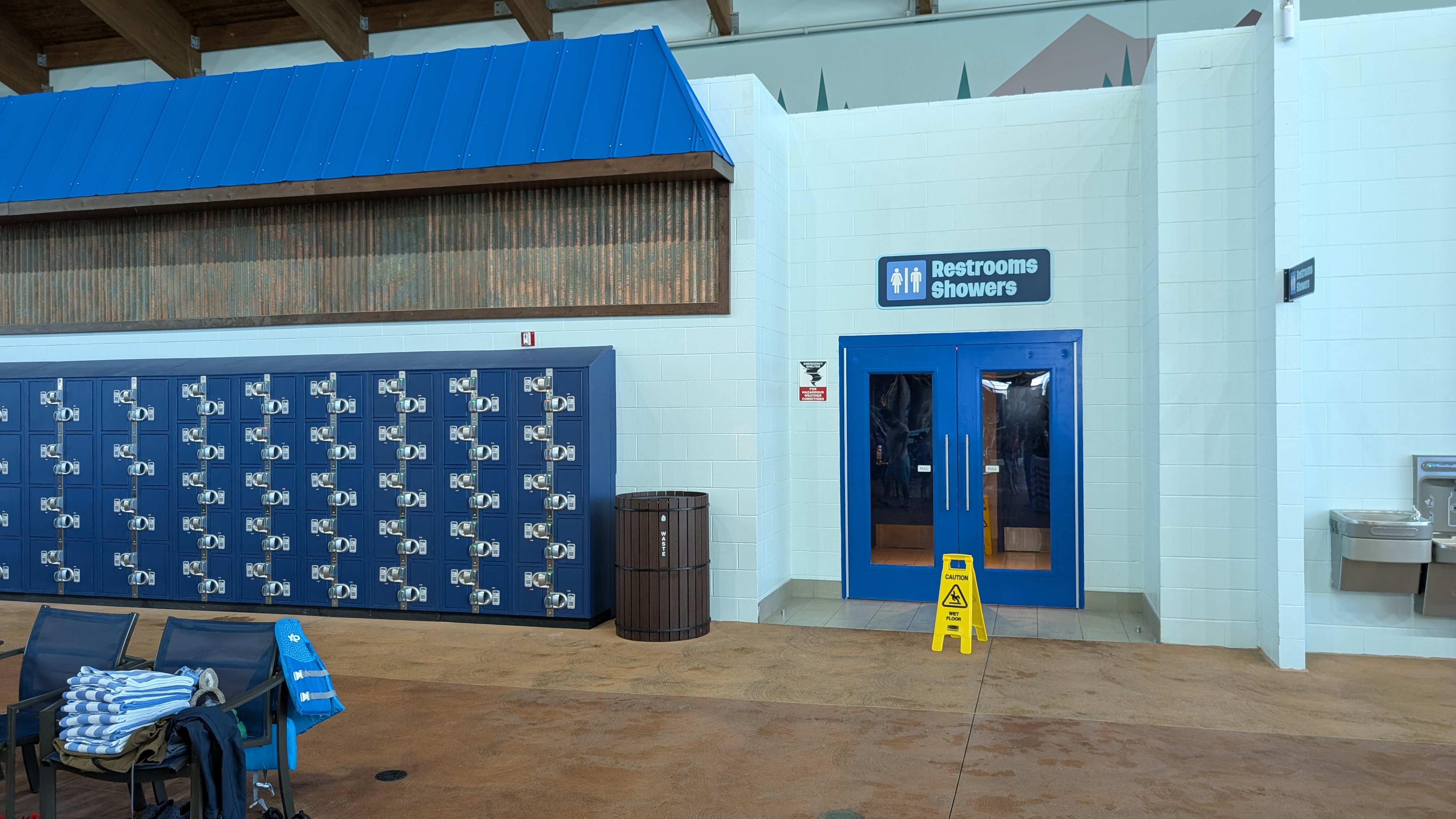 Great Wolf Lodge Webster amenities lockers and restrooms Great Wolf Lodge Webster amenities lockers and restrooms