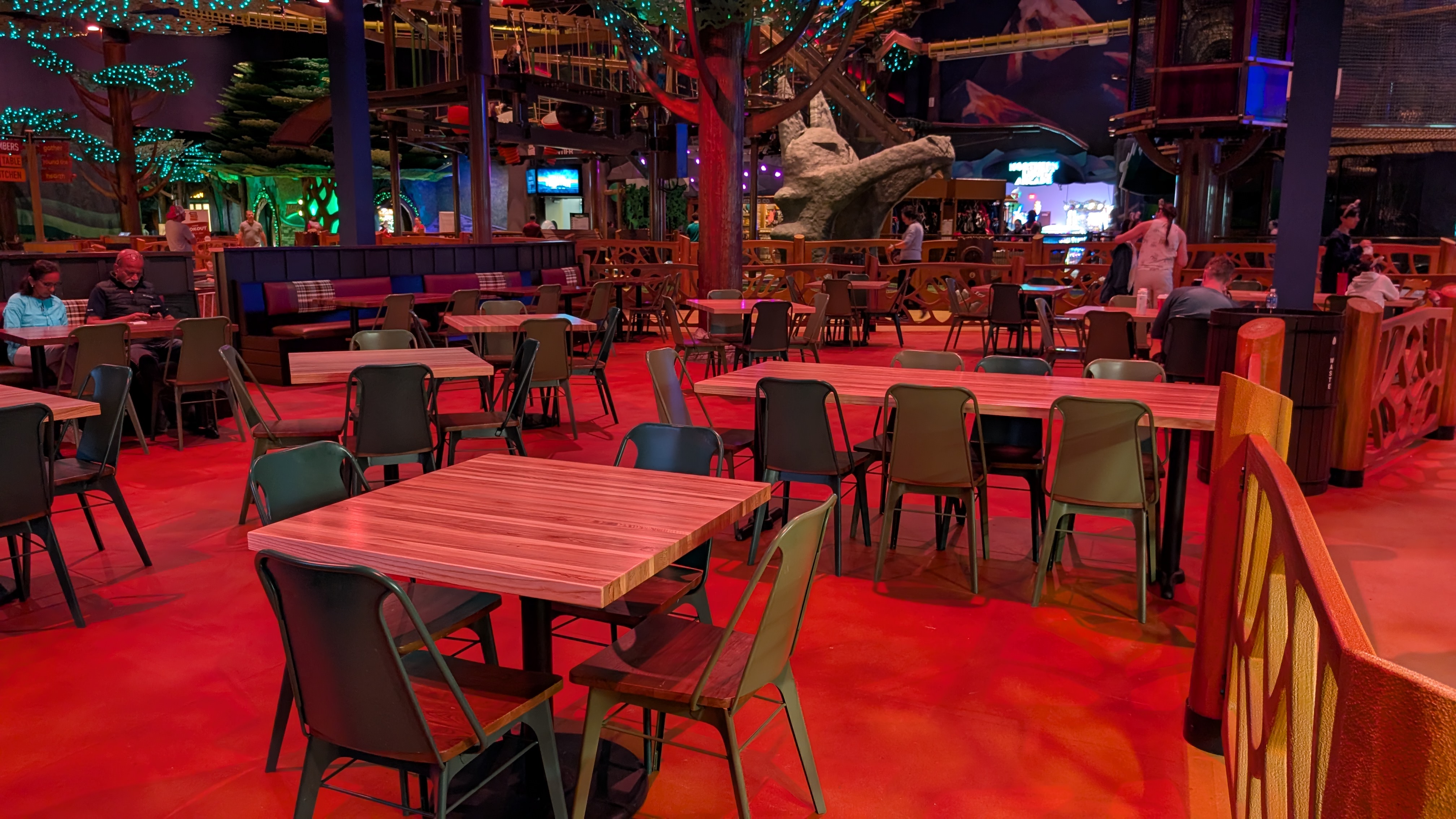 Great Wolf Lodge Webster dining Hungry Wolf seating Great Wolf Lodge Webster dining Hungry Wolf seating