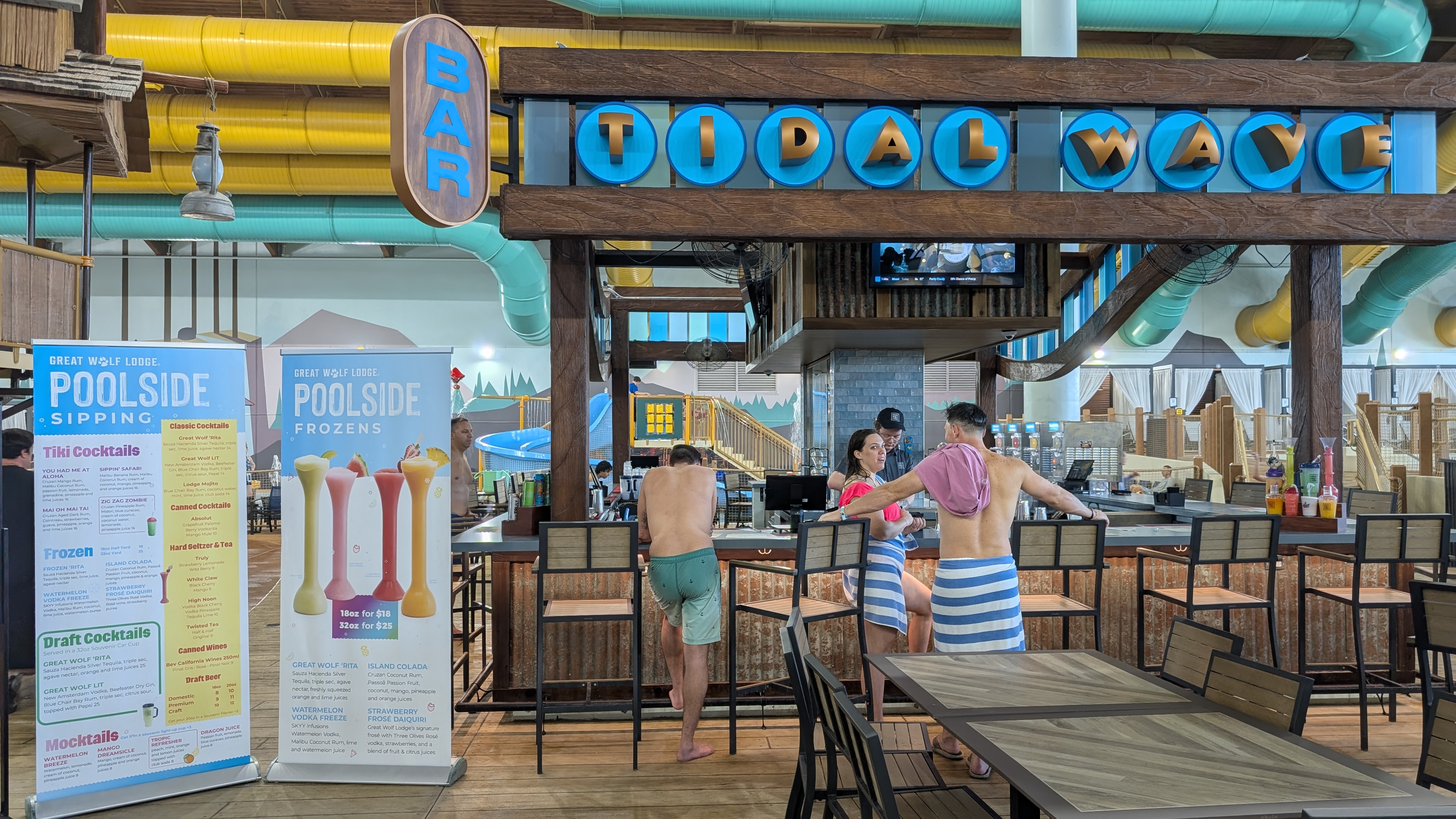 Great Wolf Lodge Webster dining pool bar Great Wolf Lodge Webster dining pool bar