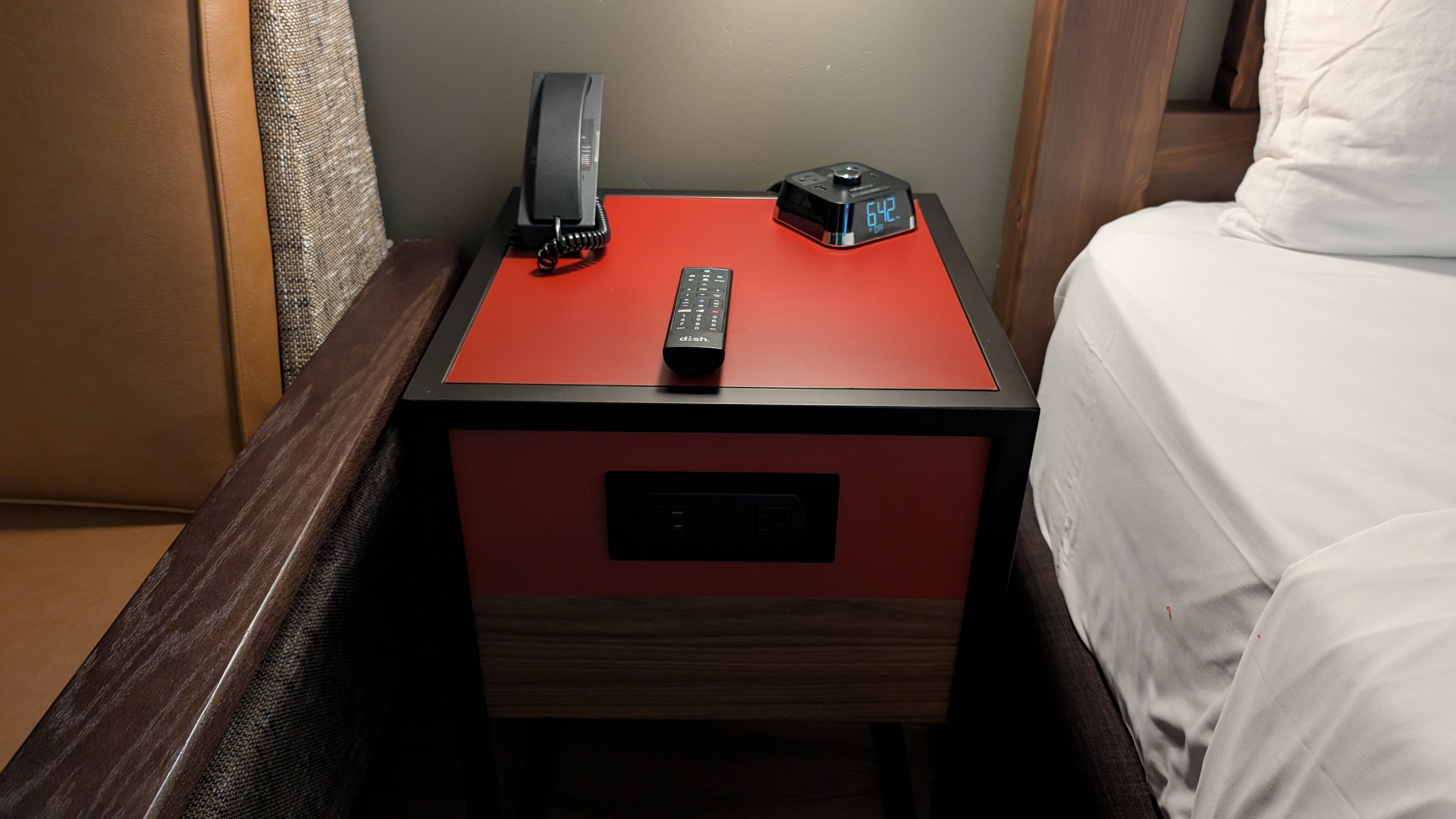 Great Wolf Lodge Webster guestroom nightstand Great Wolf Lodge Webster guestroom nightstand