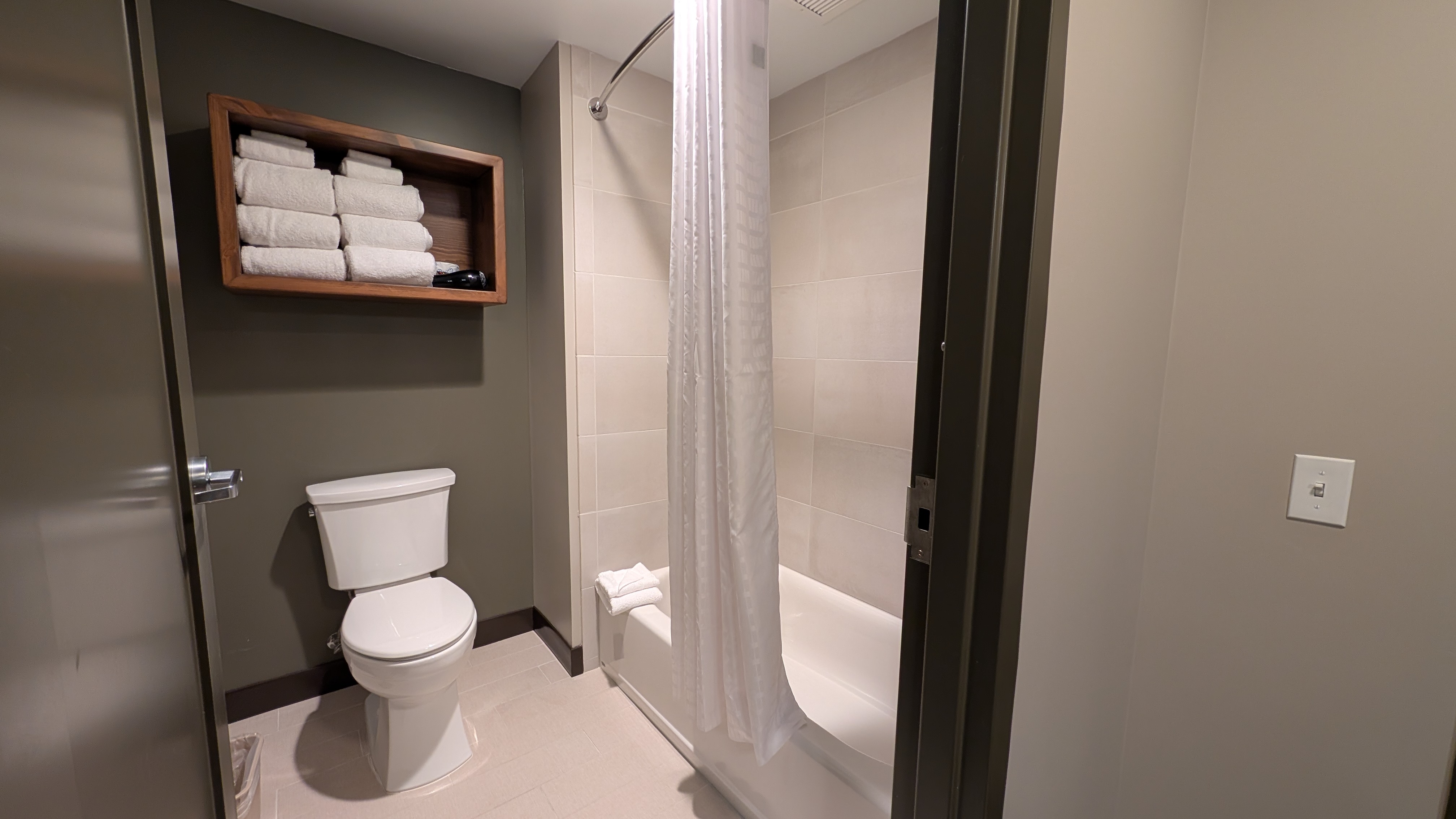 Great Wolf Lodge Webster guestroom second bathroom Great Wolf Lodge Webster guestroom second bathroom