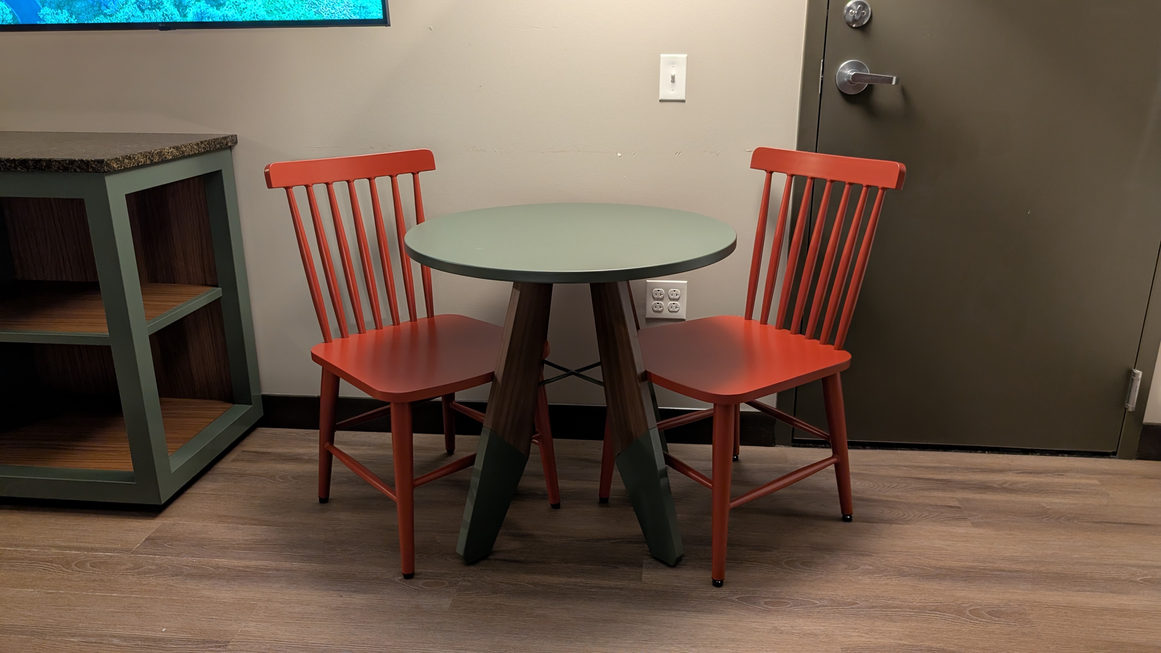 Great Wolf Lodge Webster guestroom table Great Wolf Lodge Webster guestroom table