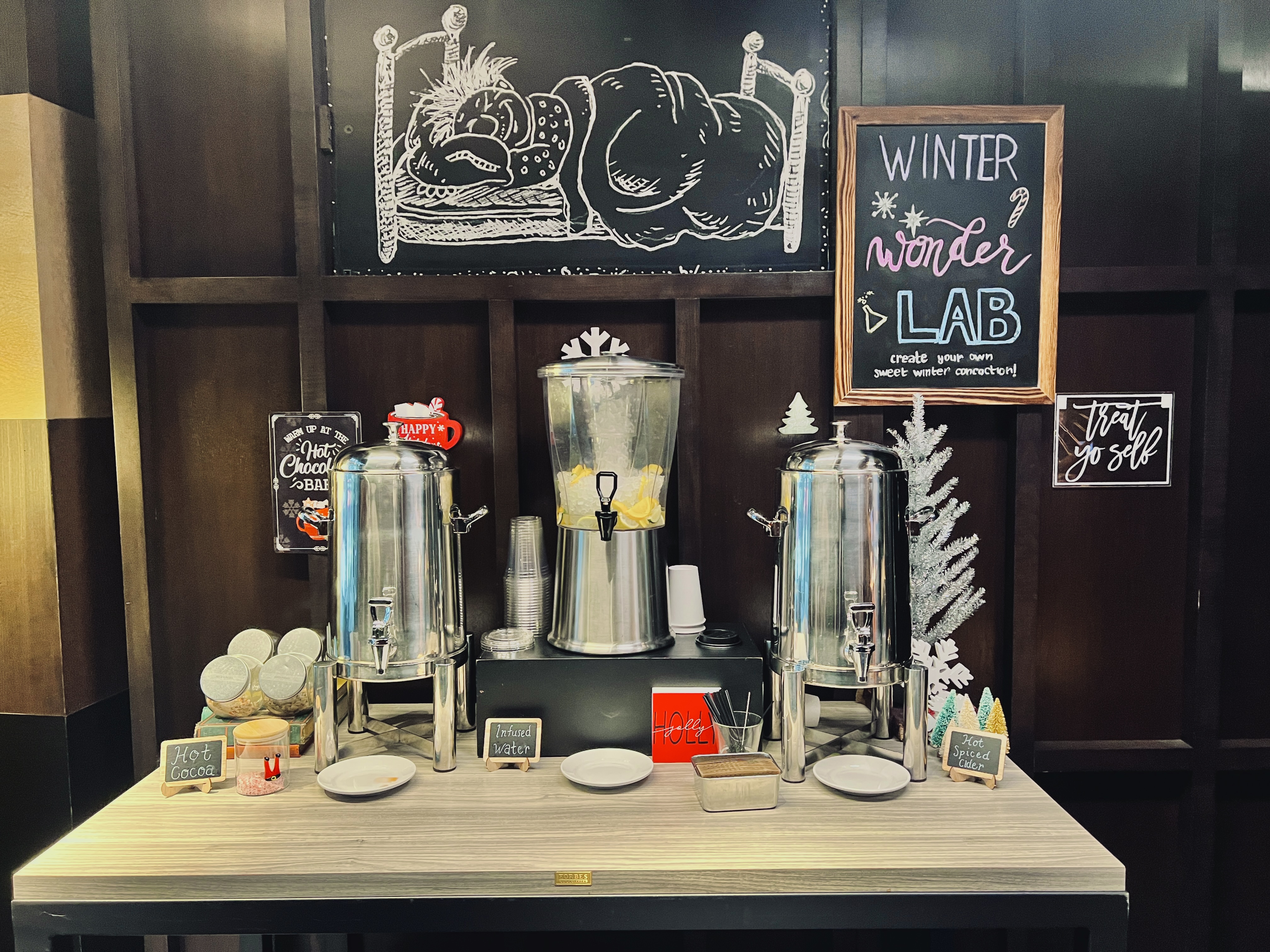 Hotel EMC2 Autograph Collection drink station Hotel EMC2 Autograph Collection drink station