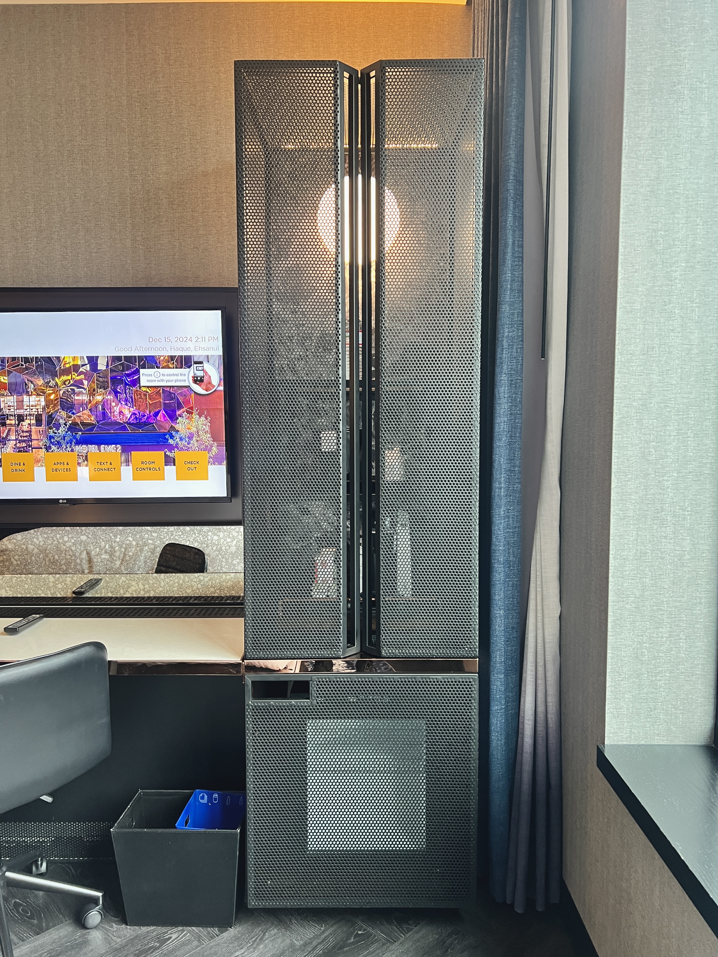 Hotel EMC2 Autograph Collection storage unit Hotel EMC2 Autograph Collection storage unit