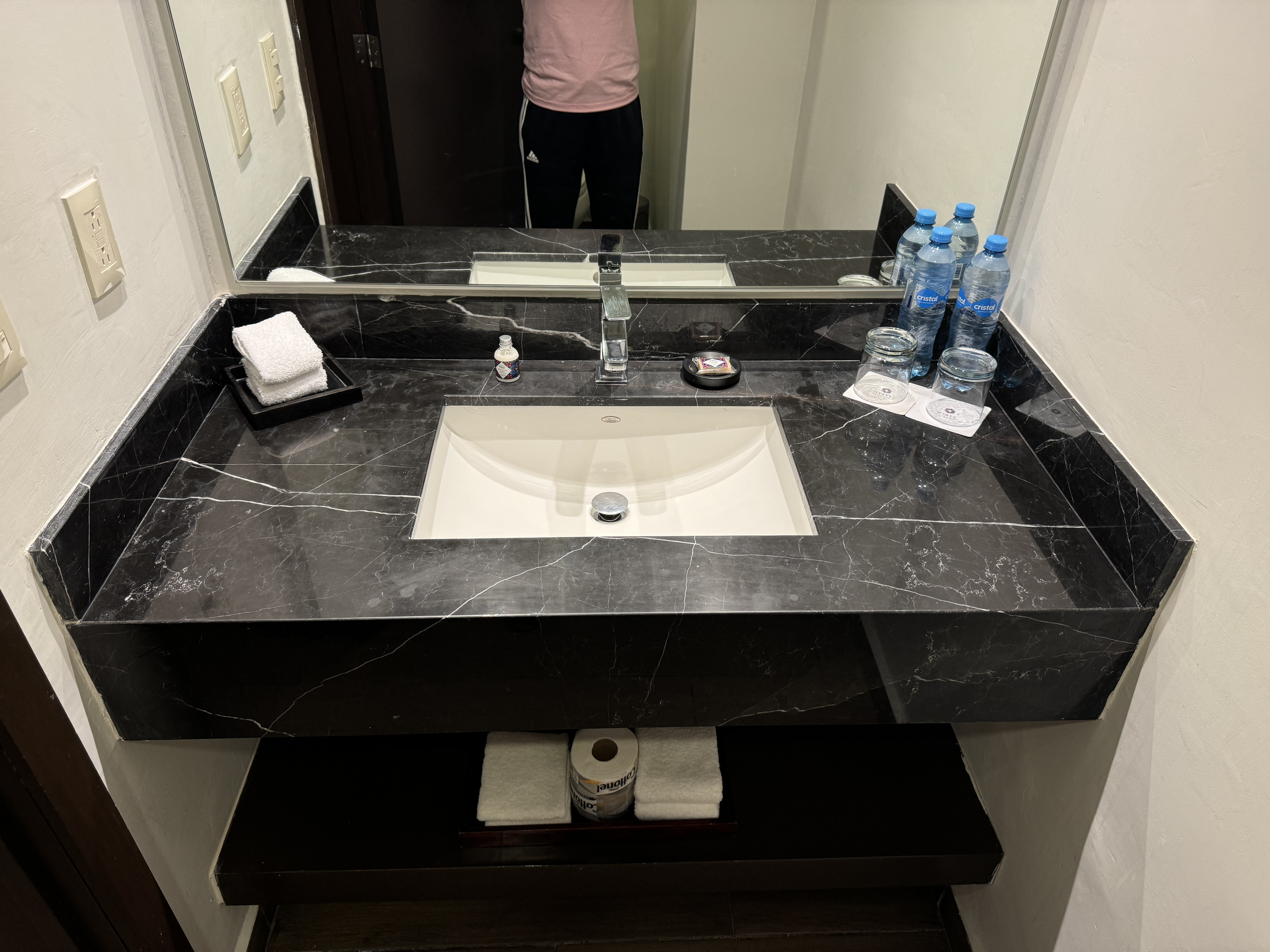 Hyatt Regency Merida half bathroom sink Hyatt Regency Merida half bathroom sink