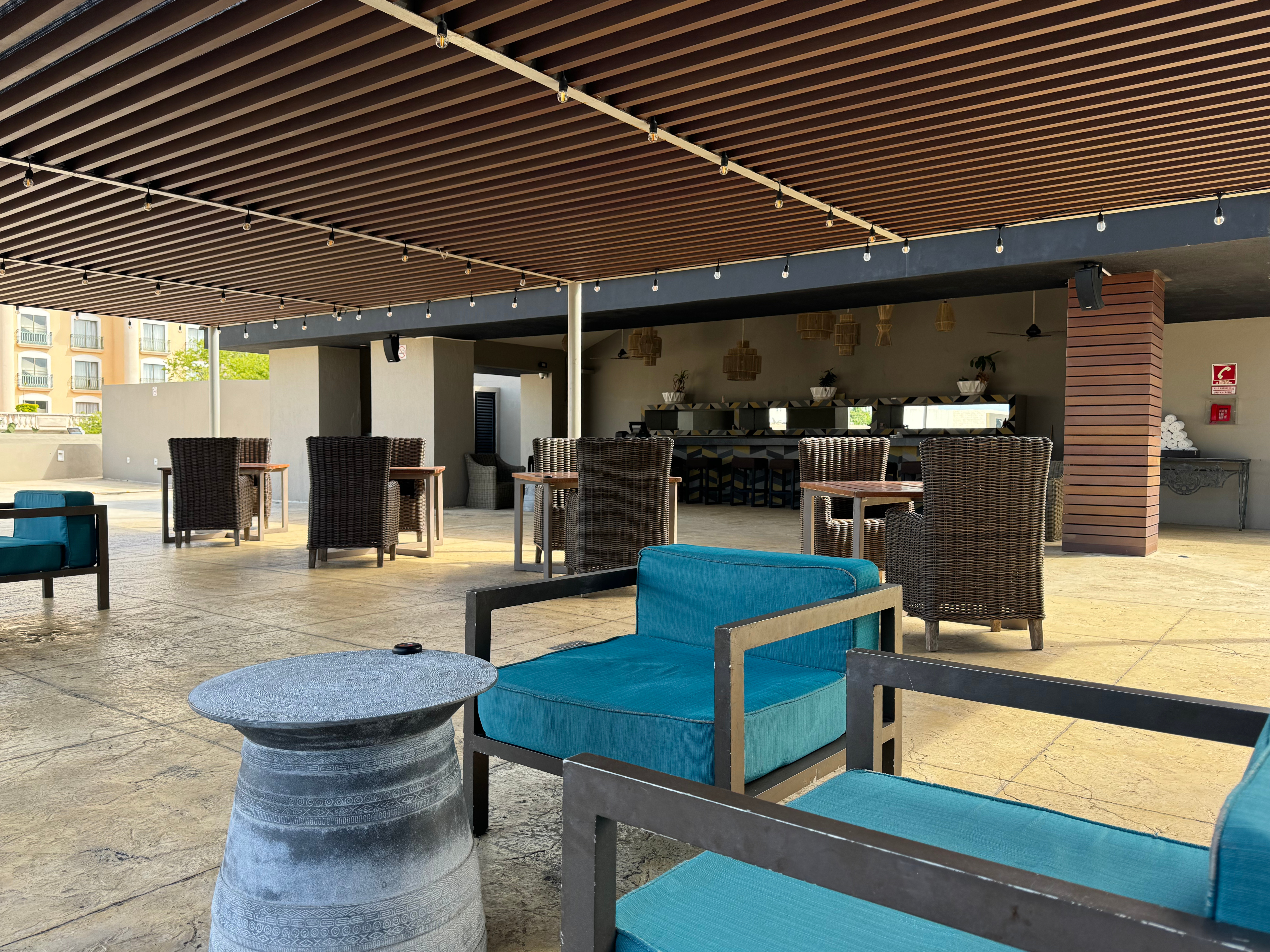 Hyatt Regency Merida pool bar seating Hyatt Regency Merida pool bar seating
