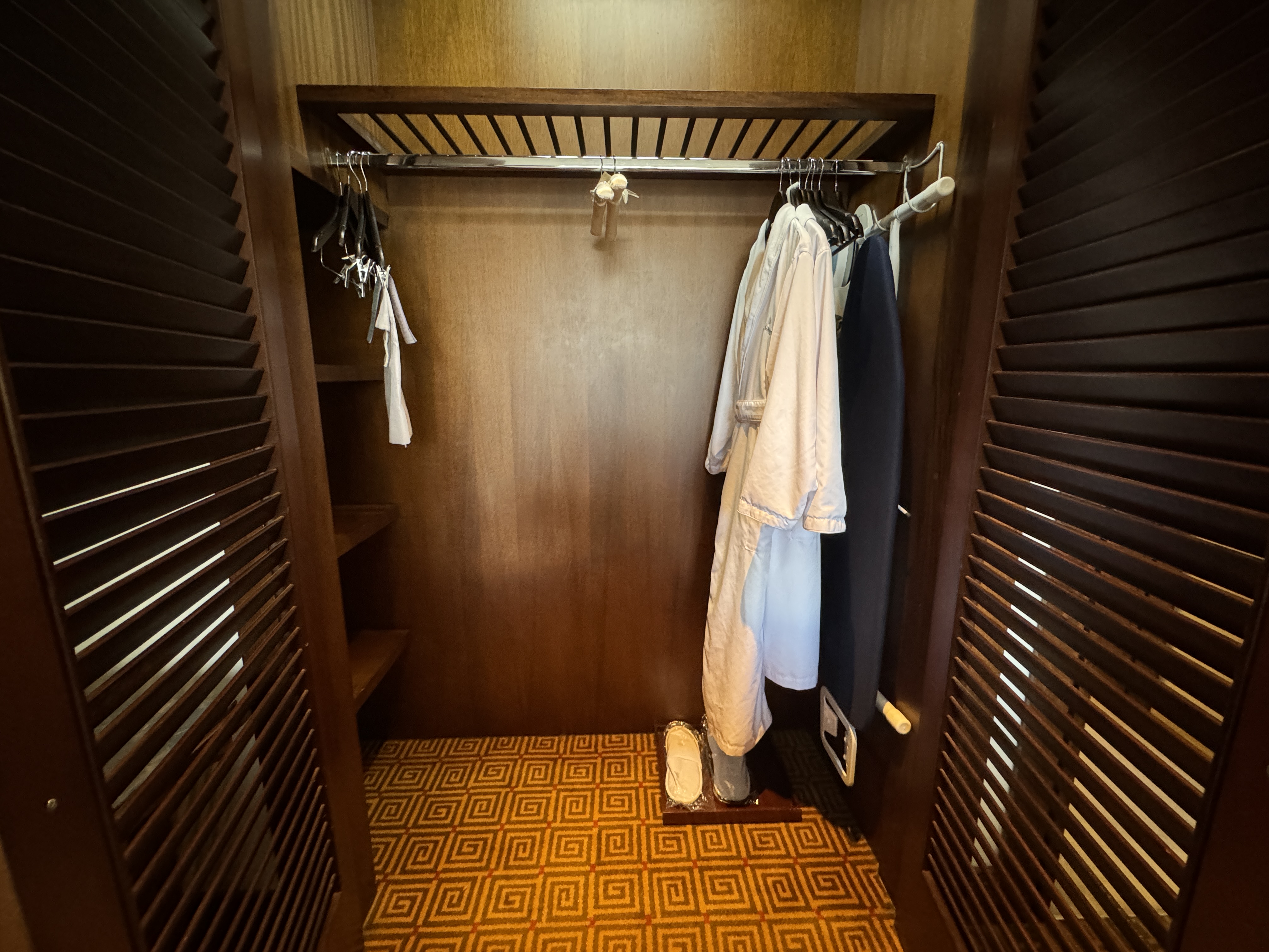 JW Marriott Bogota Jr. Suite closet JW Marriott Bogota Jr. Suite closet