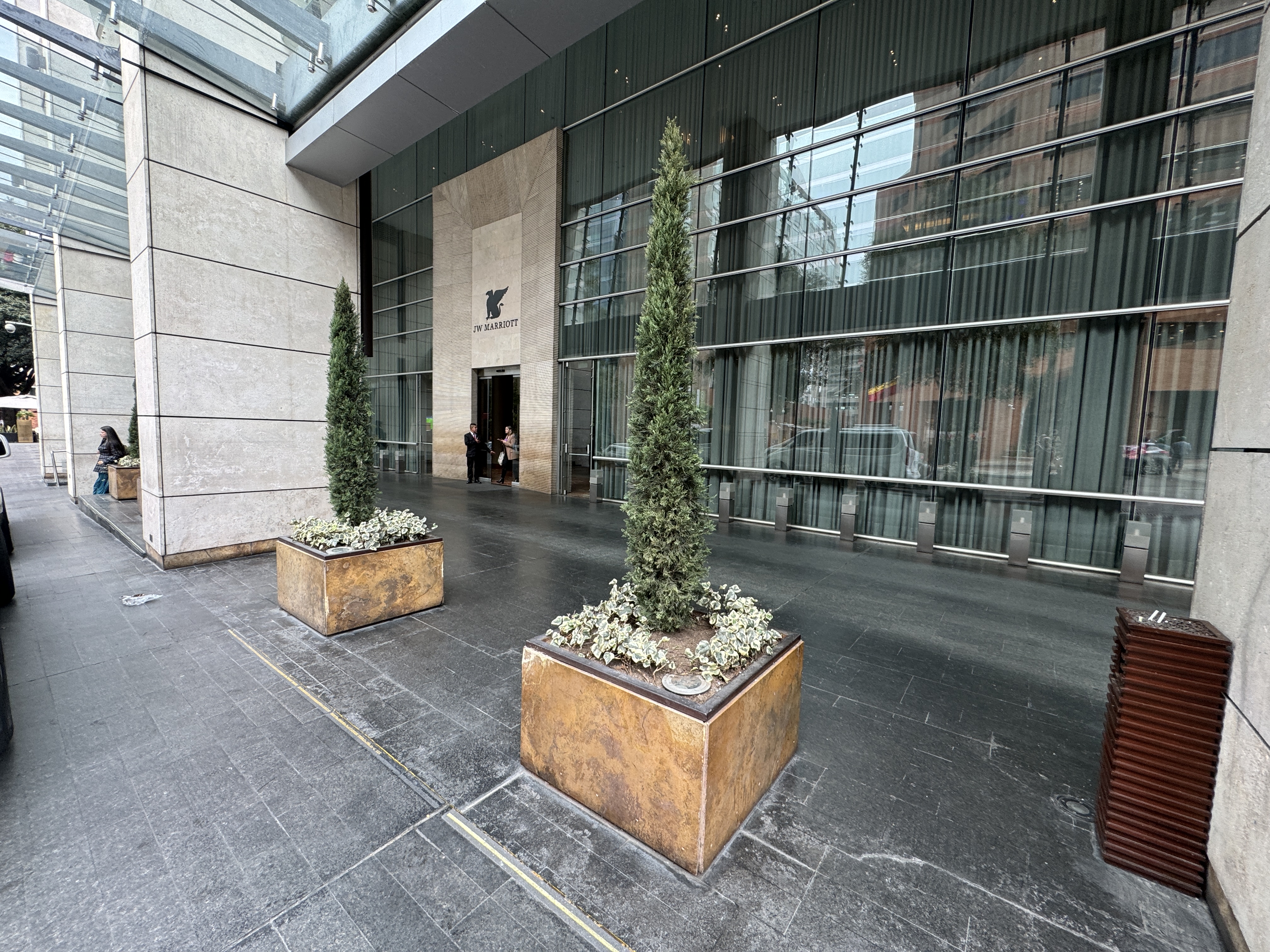 JW Marriott Bogota Valet area entrance JW Marriott Bogota Valet area entrance