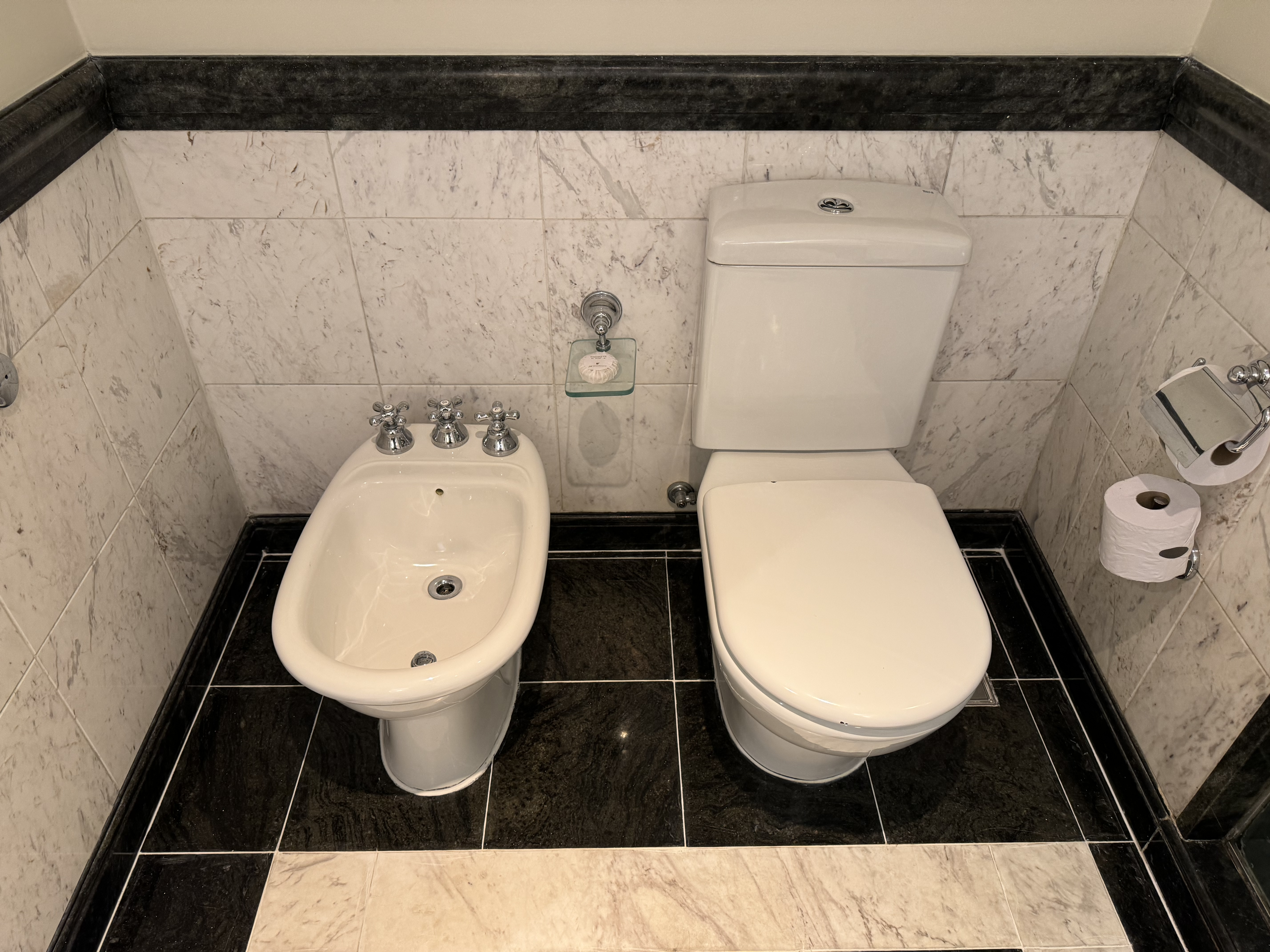 JW Marriott Hotel Rio de Janeiro bathroom toilet bidet