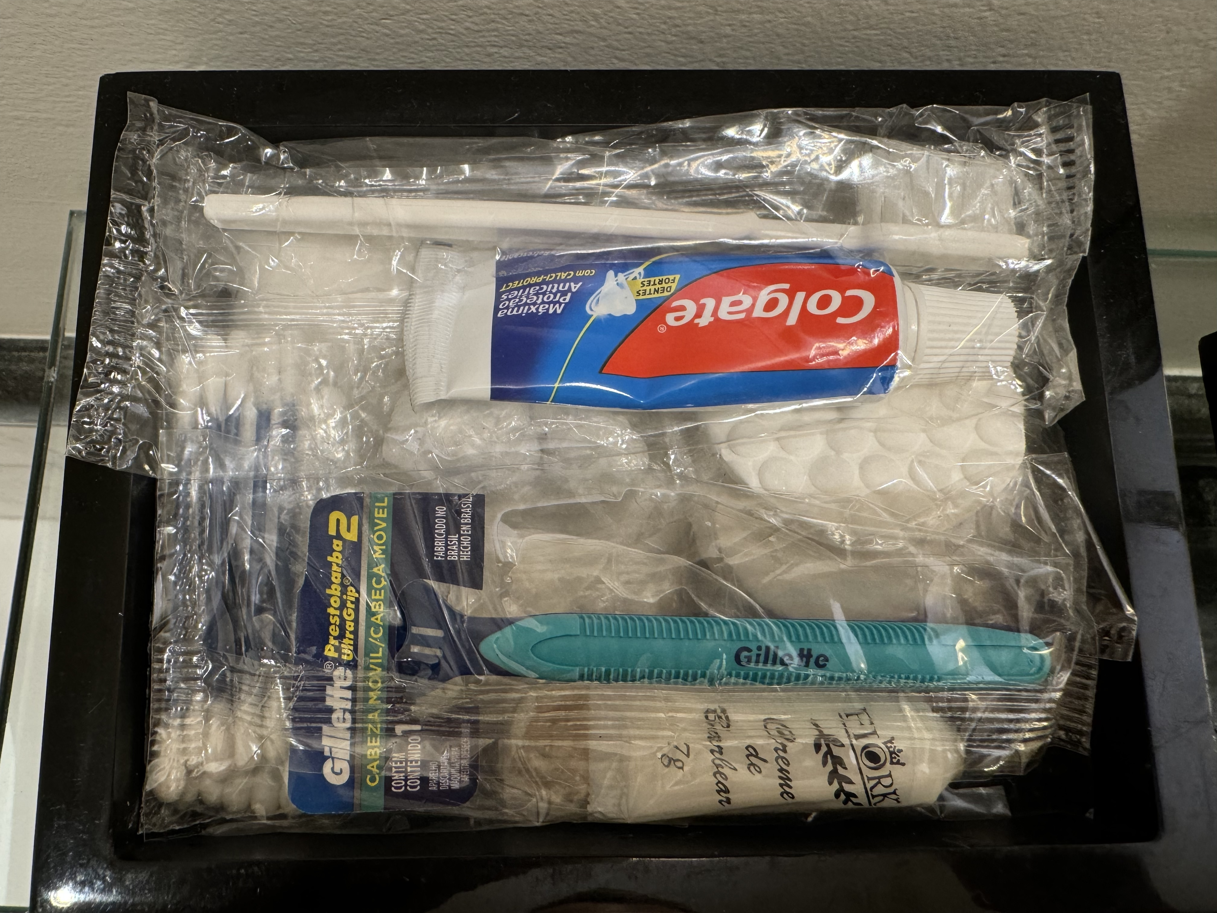 JW Marriott Hotel Rio de Janeiro bathroom toiletries box