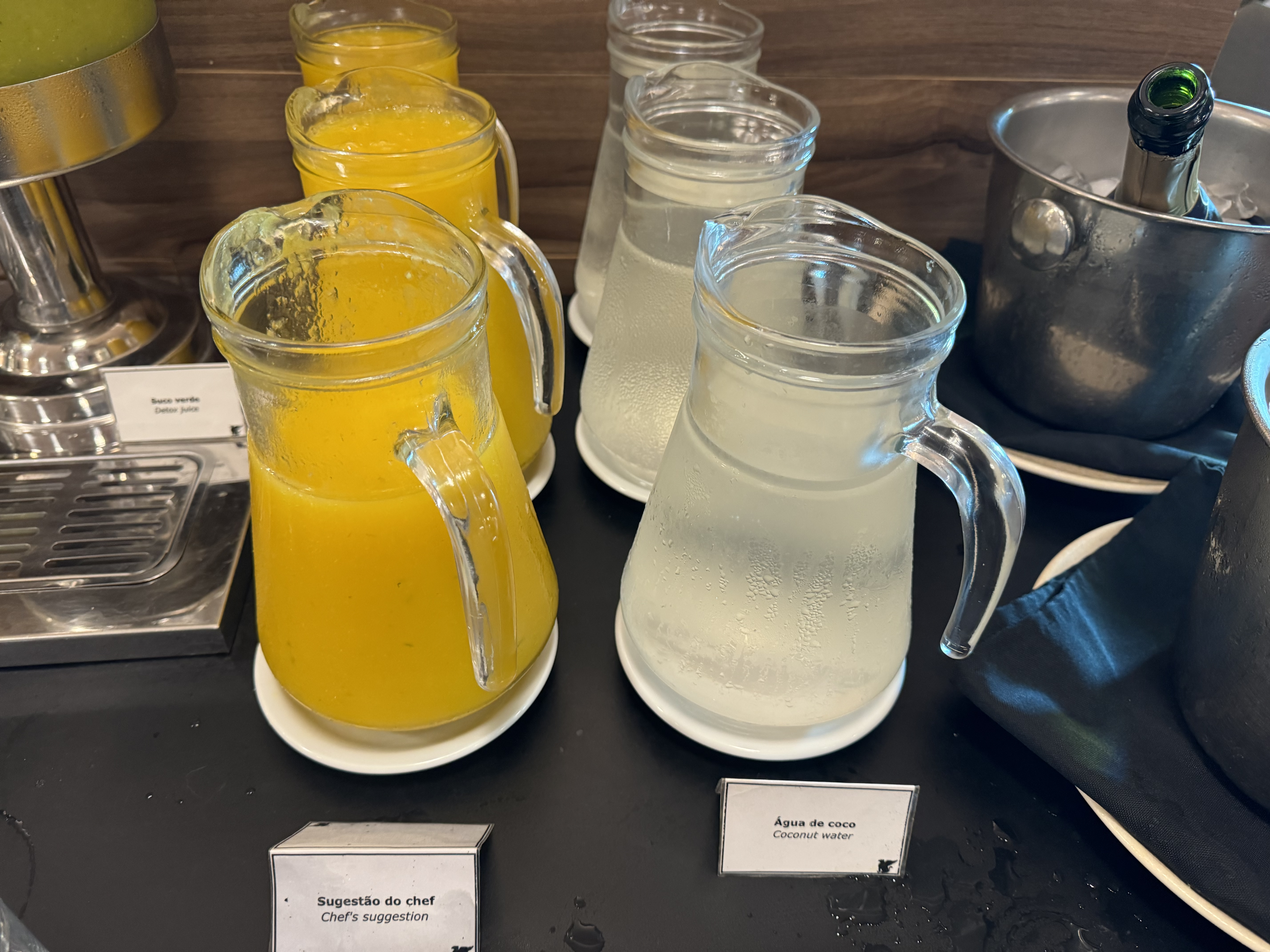 JW Marriott Hotel Rio de Janeiro breakfast juice coconut water champagne