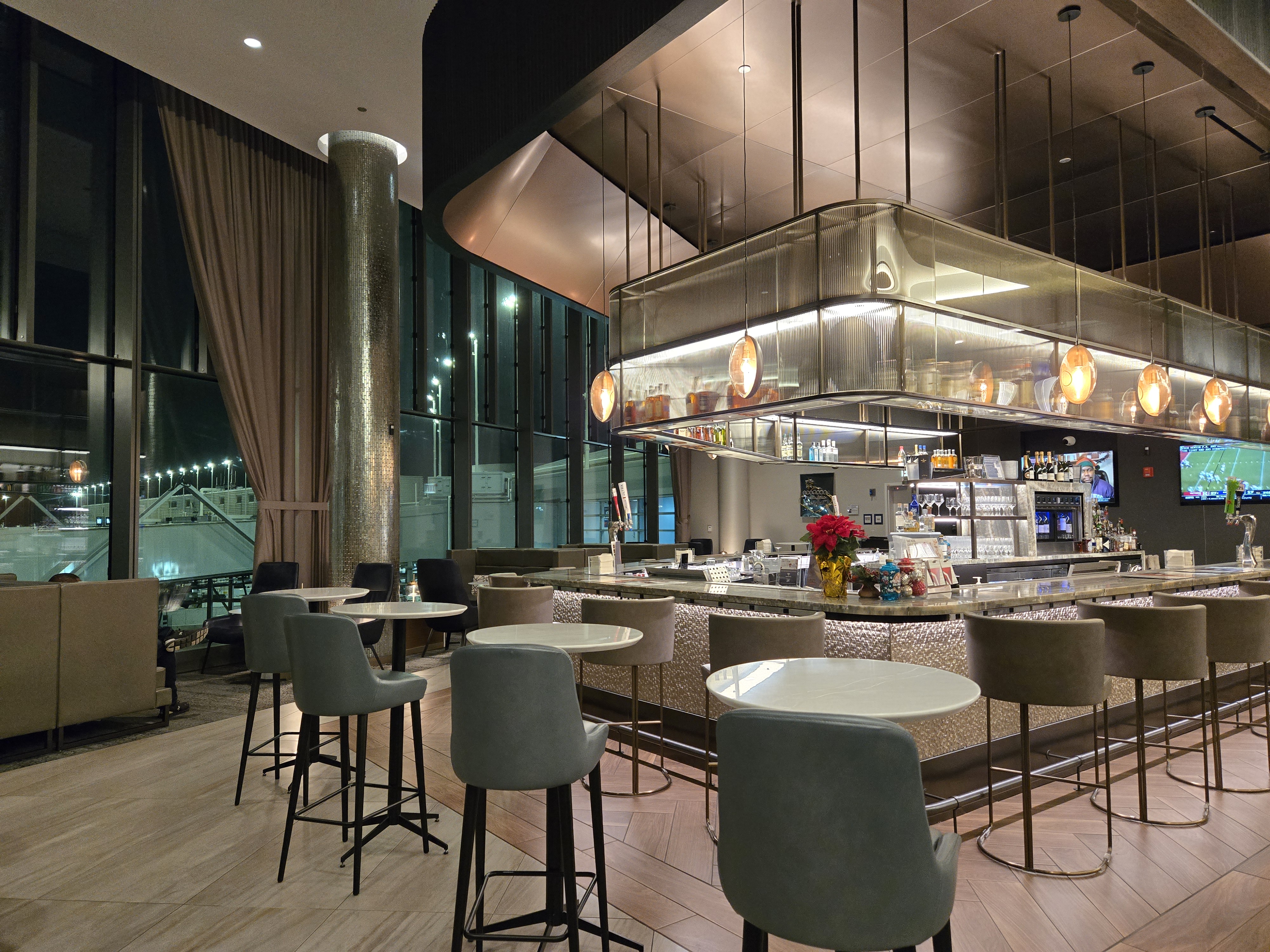 ORD Delta Sky Club